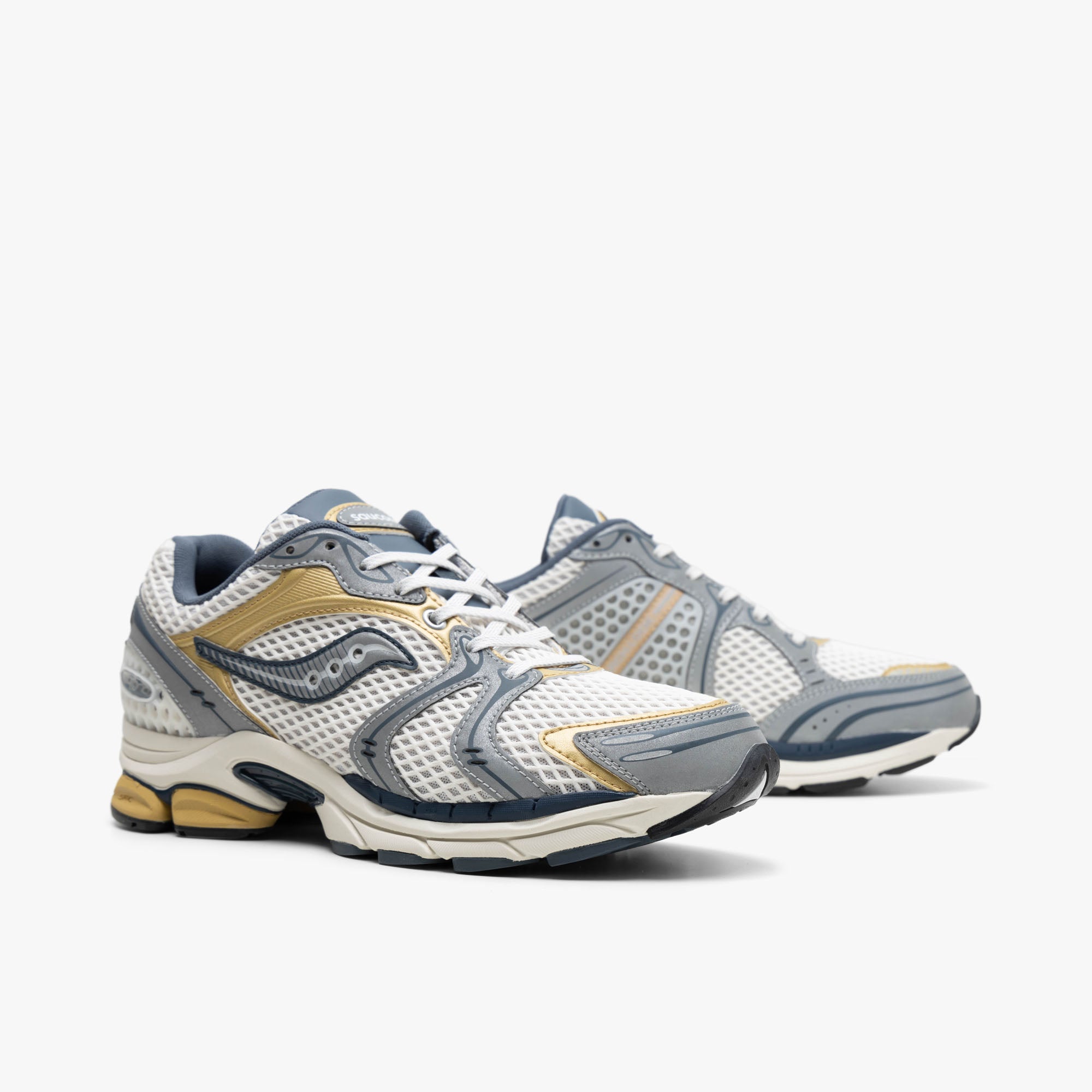  Saucony Progrid Triumph 4 Grey / Silver、mySite、merchandisen