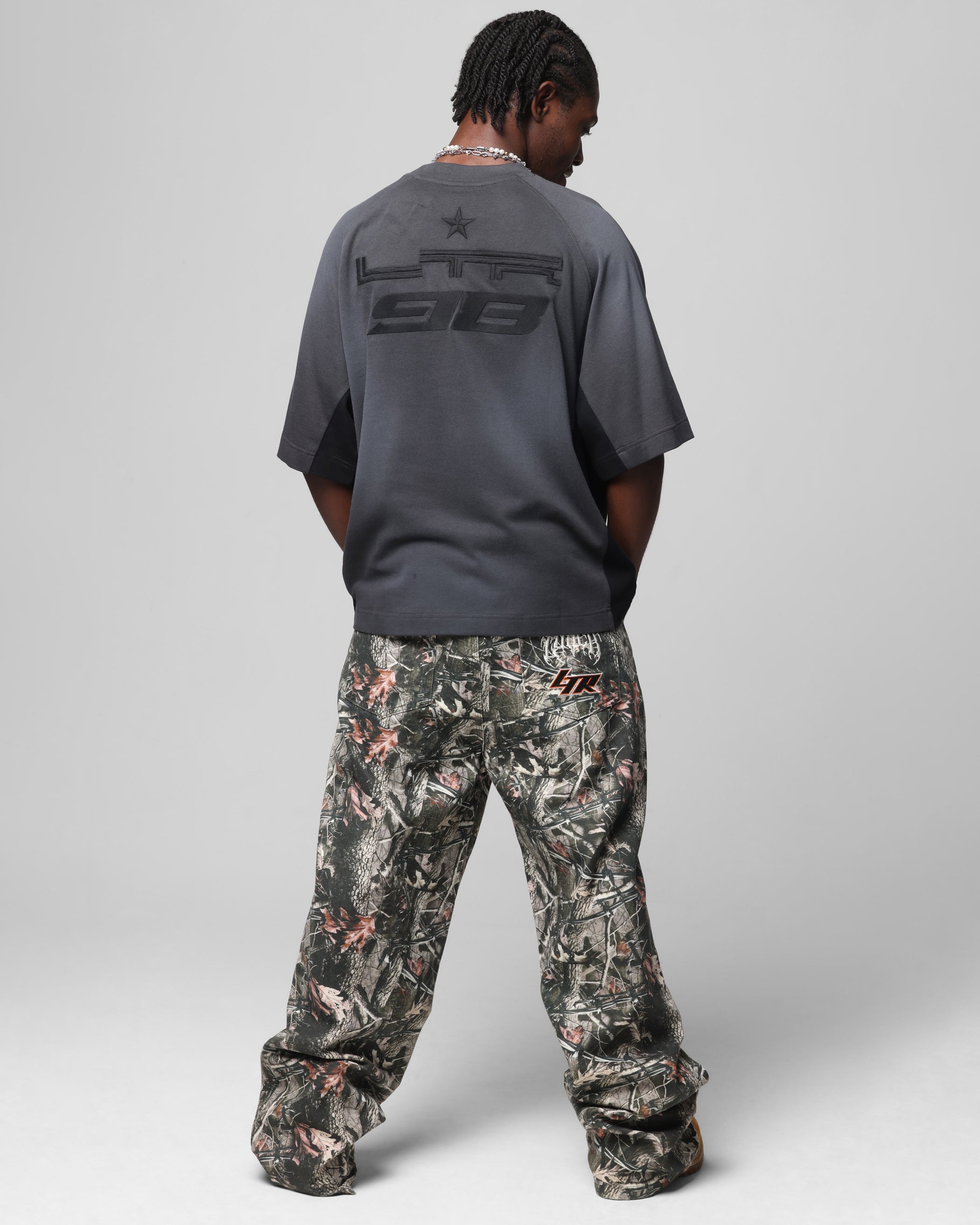 {product_title} - {shop_name}