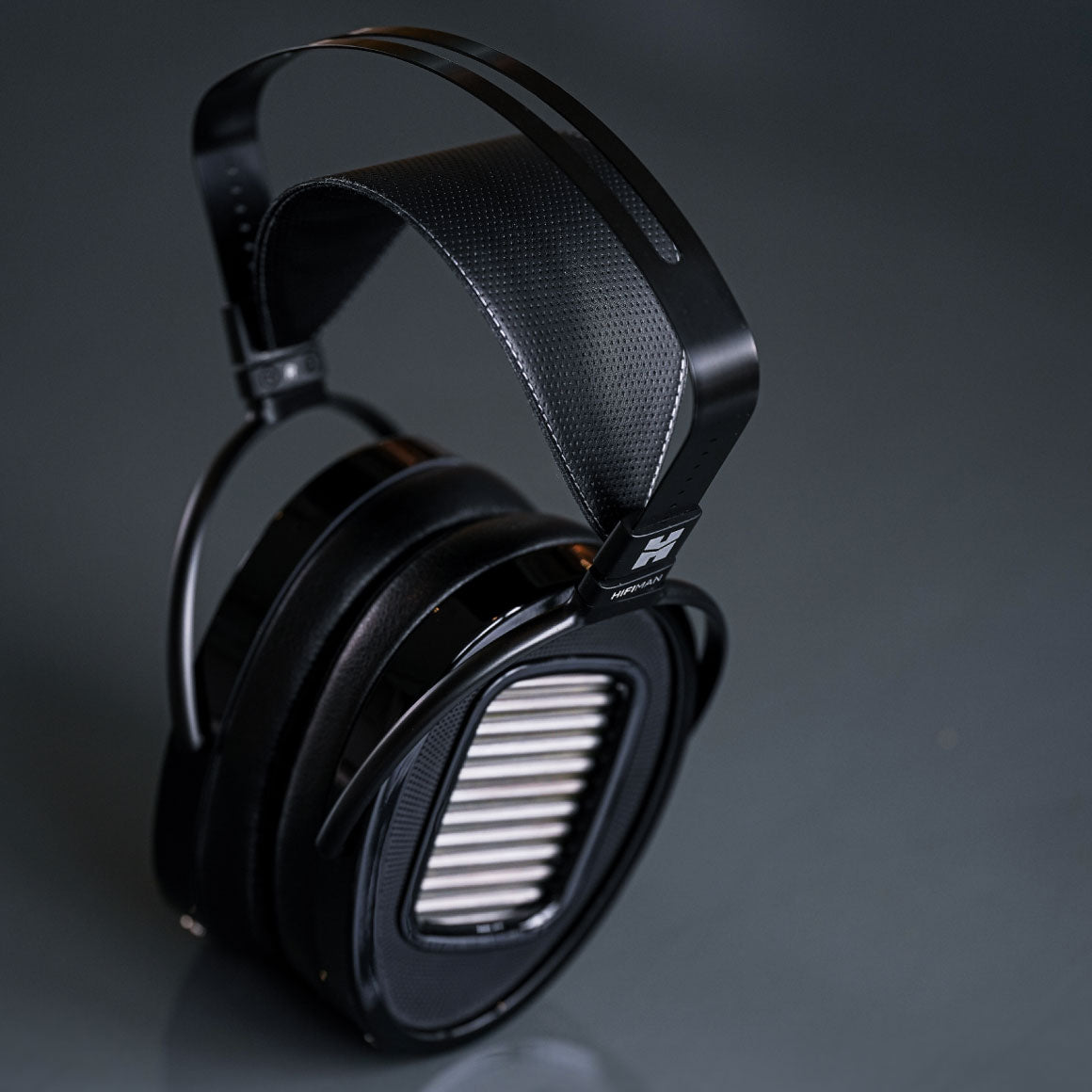  HiFiMAN - Arya Unveiled、mySite、merchandisen
