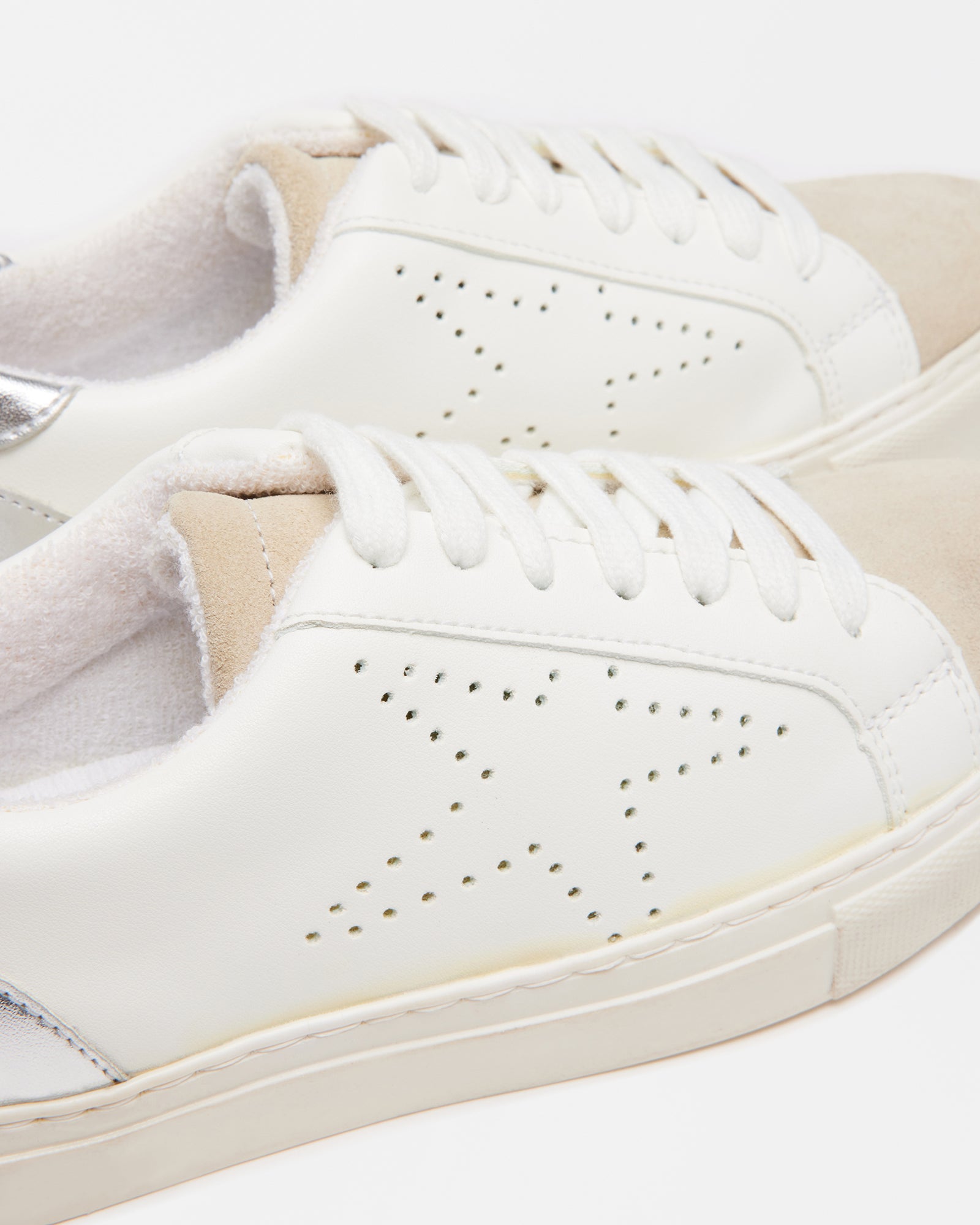 REZZA WHITE - SM REBOOTED、mySite、gtrtttuynbv