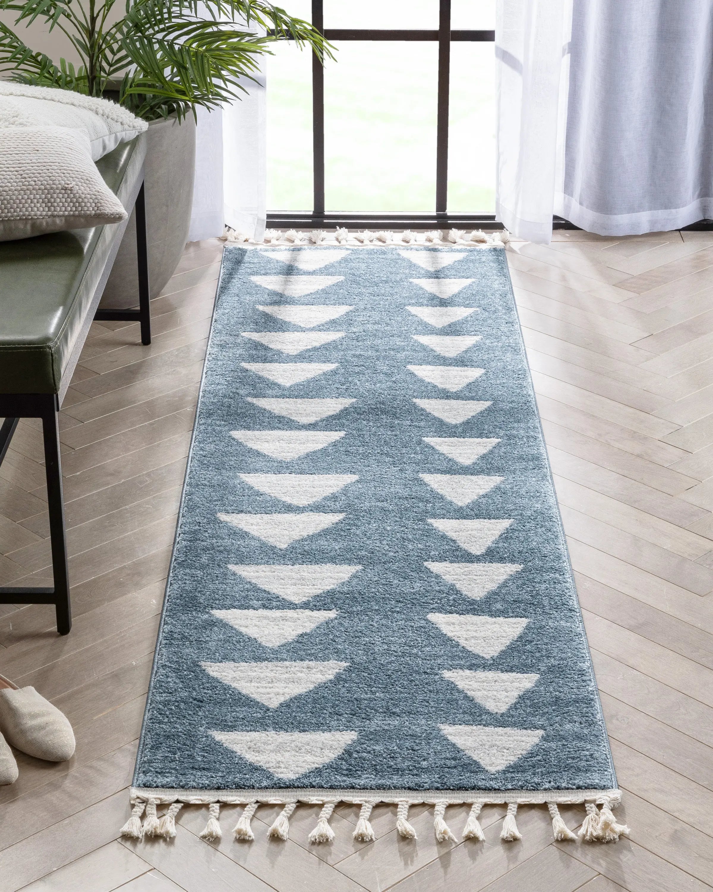 Triangles Modern Geometric Pattern Blue Kids Rug、mySite、gigharbornorthrealestate