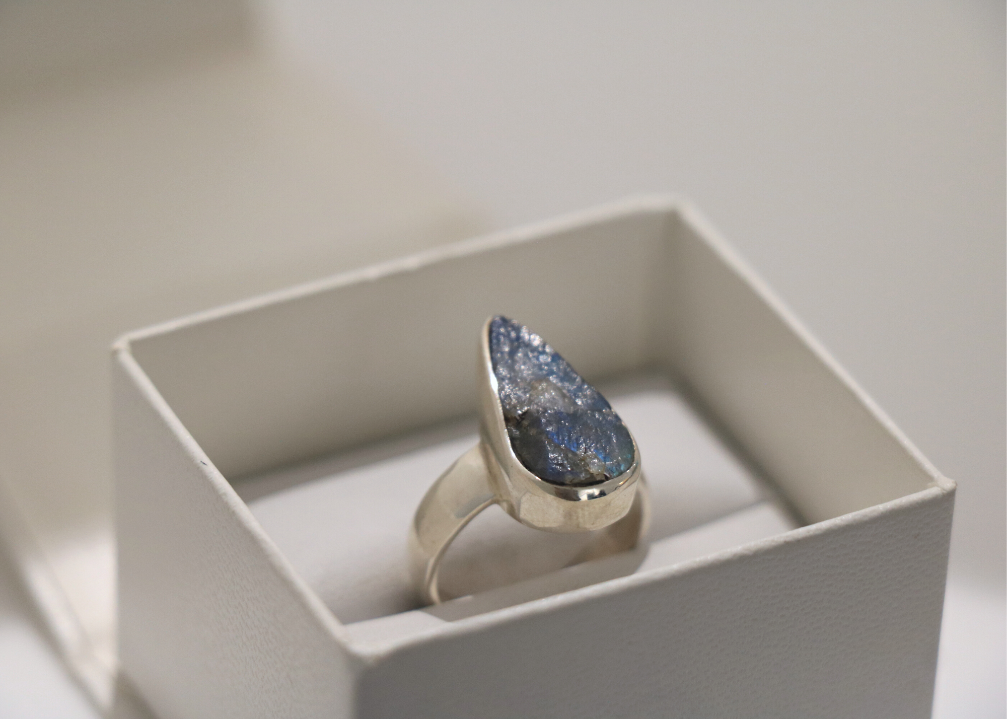 Teardrop Labradorite Ring (Sterling Silver)、mySite、topwebapps