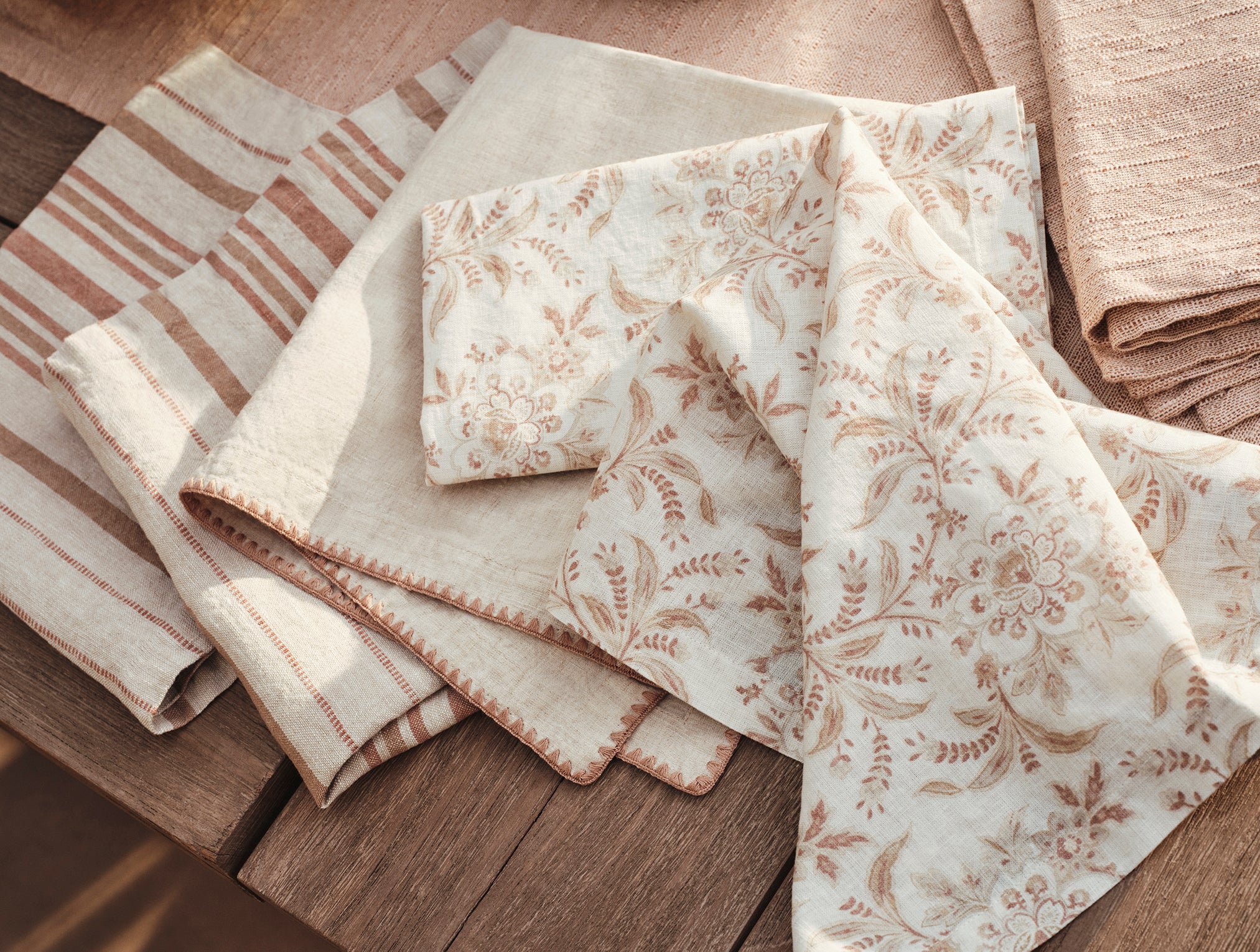  Marguerite Organic Print Napkins, Set of 4、mySite、sugarbowlscore