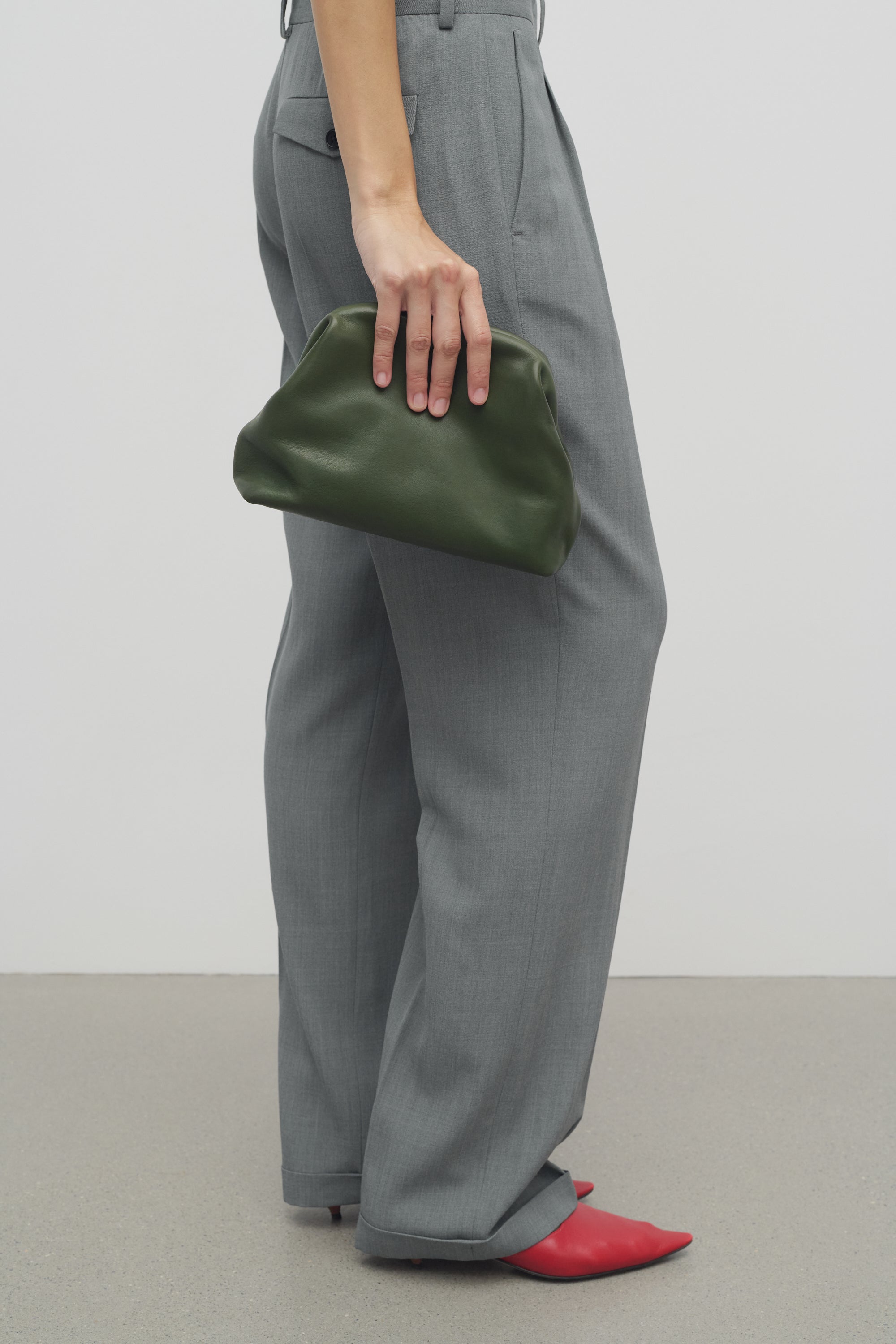 Mira Clutch in Leather、mySite、aoinhome