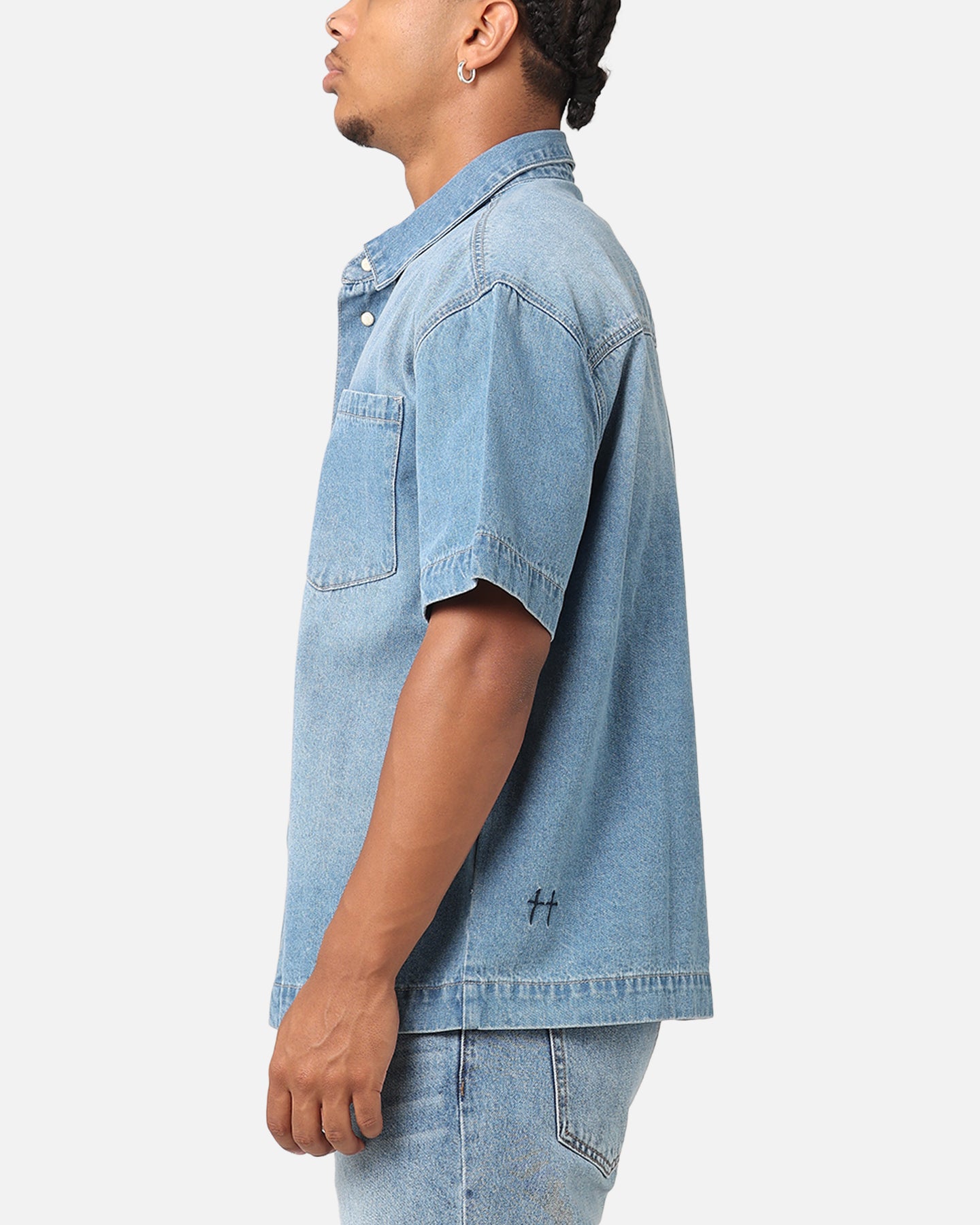 {product_title} - {shop_name}