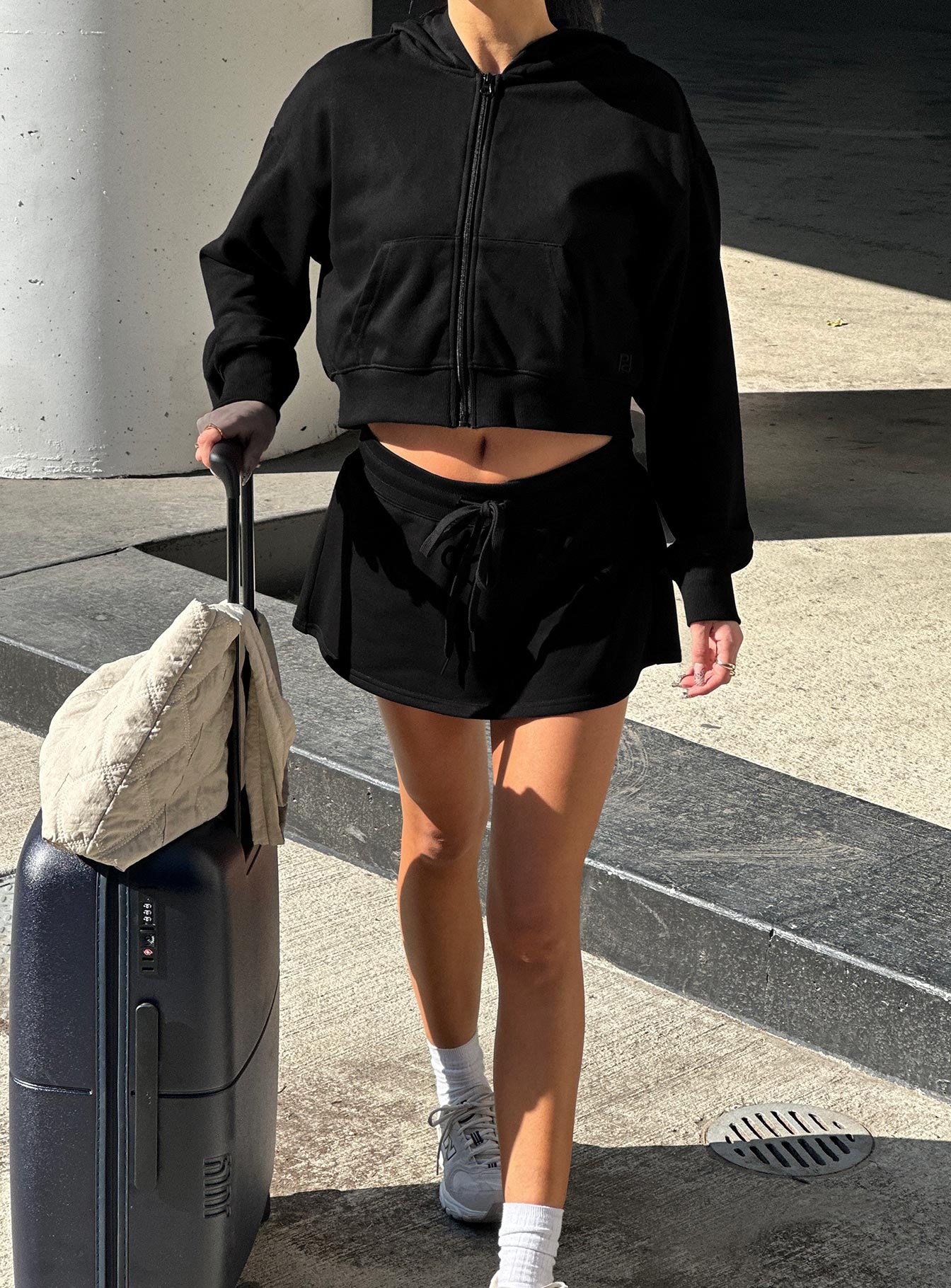 Down Low Fleece Skort Black、mySite、solidvoid