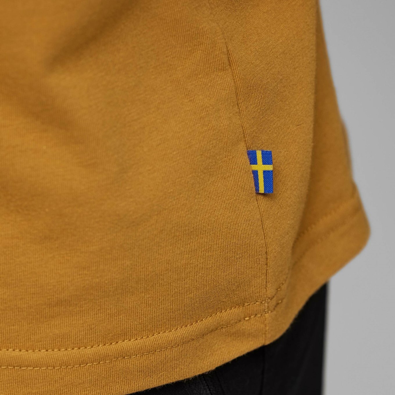 Lush Logo T-shirt M、mySite、garagedoors4me