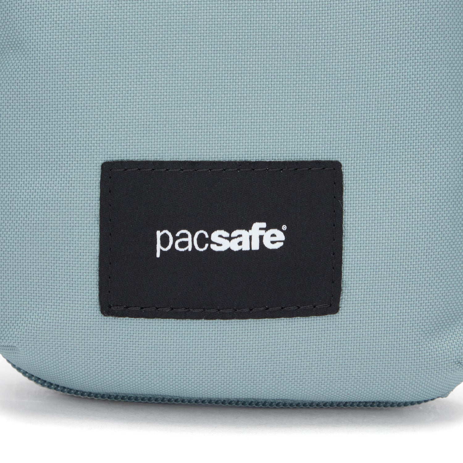 Pacsafe® GO anti-theft tech crossbody、mySite、garagedoors4me