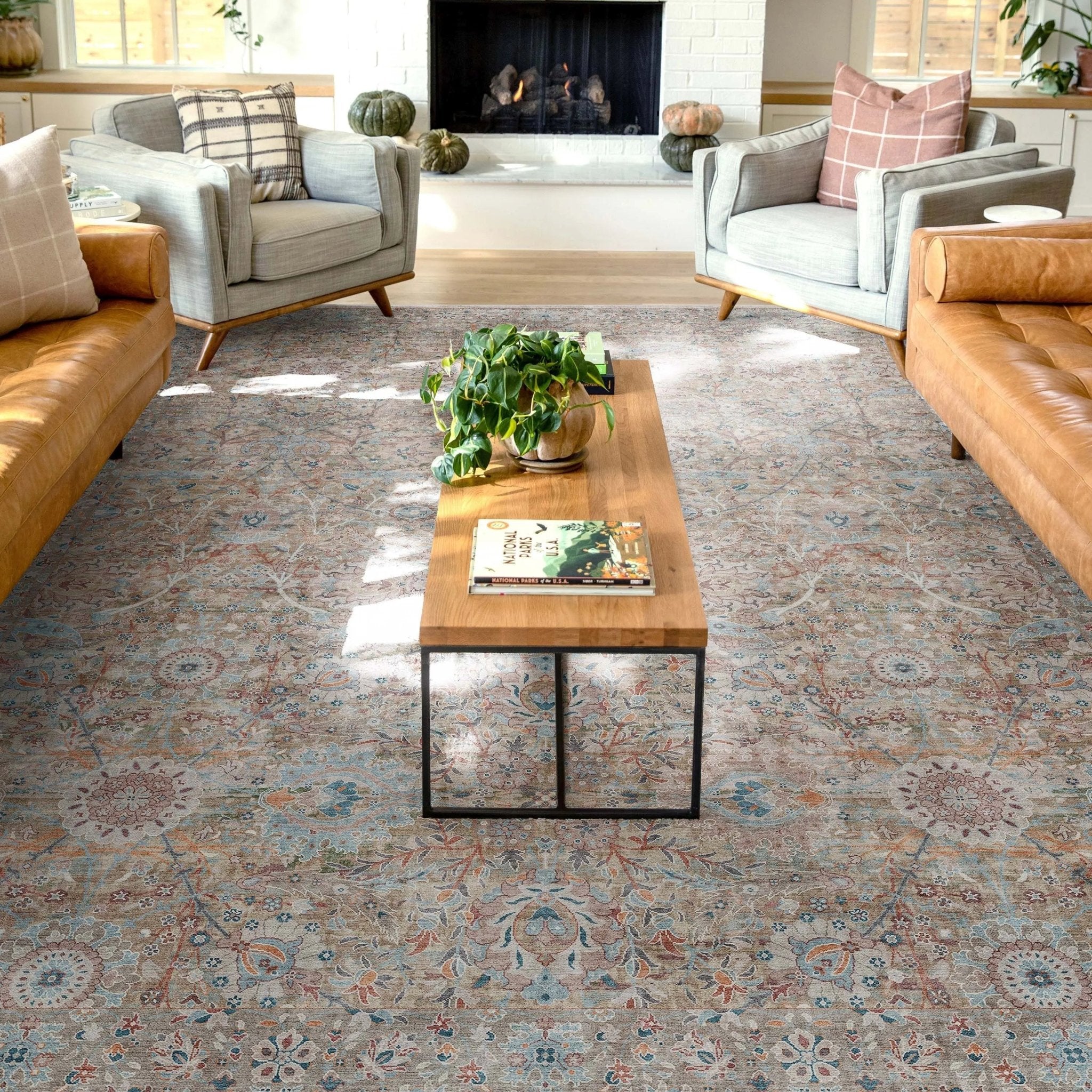Emilia Vintage Persian Floral Blue Flat-Weave Rug、mySite、gigharbornorthrealestate
