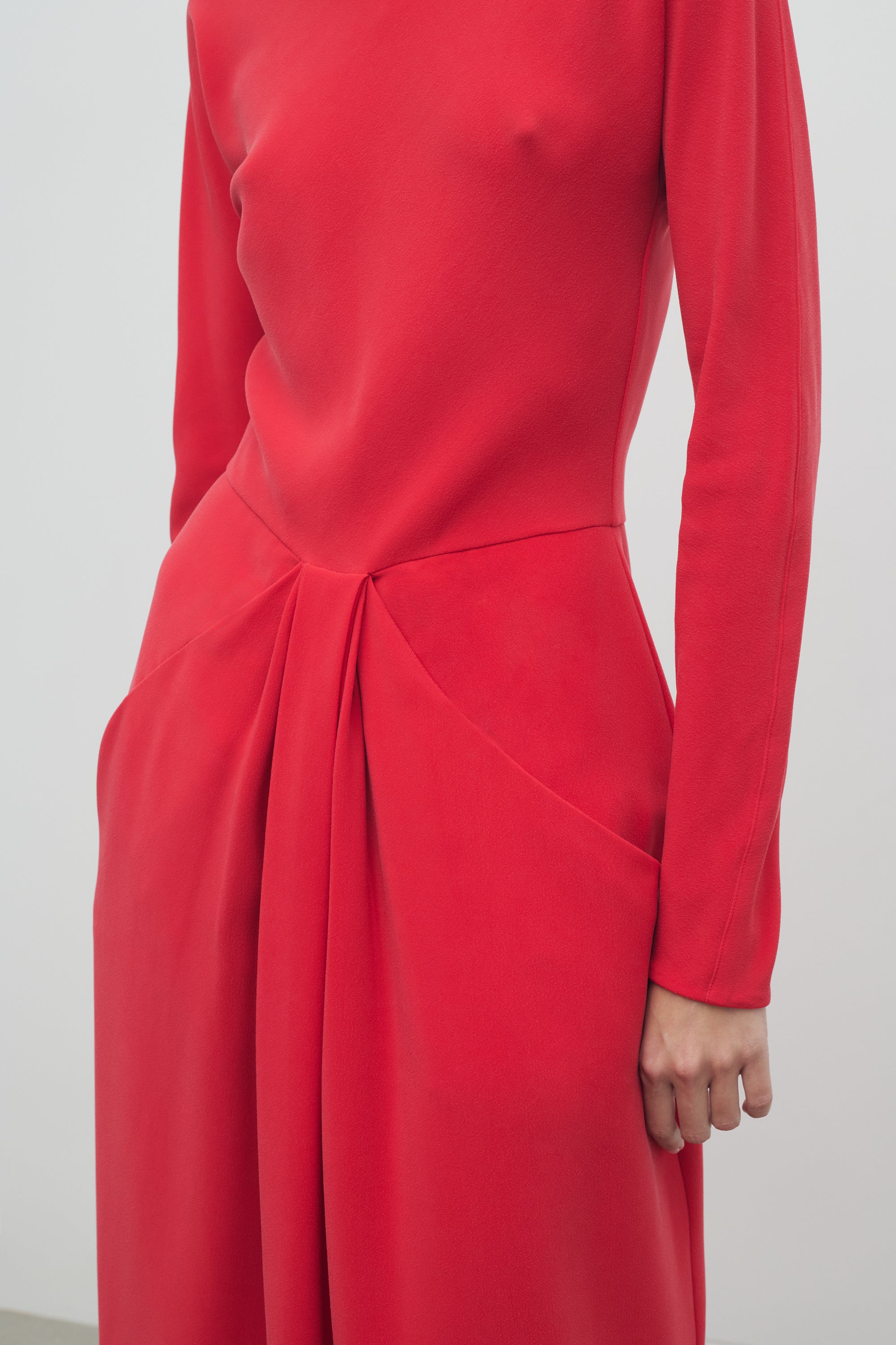 Anselm Dress in Cupro、mySite、aoinhome