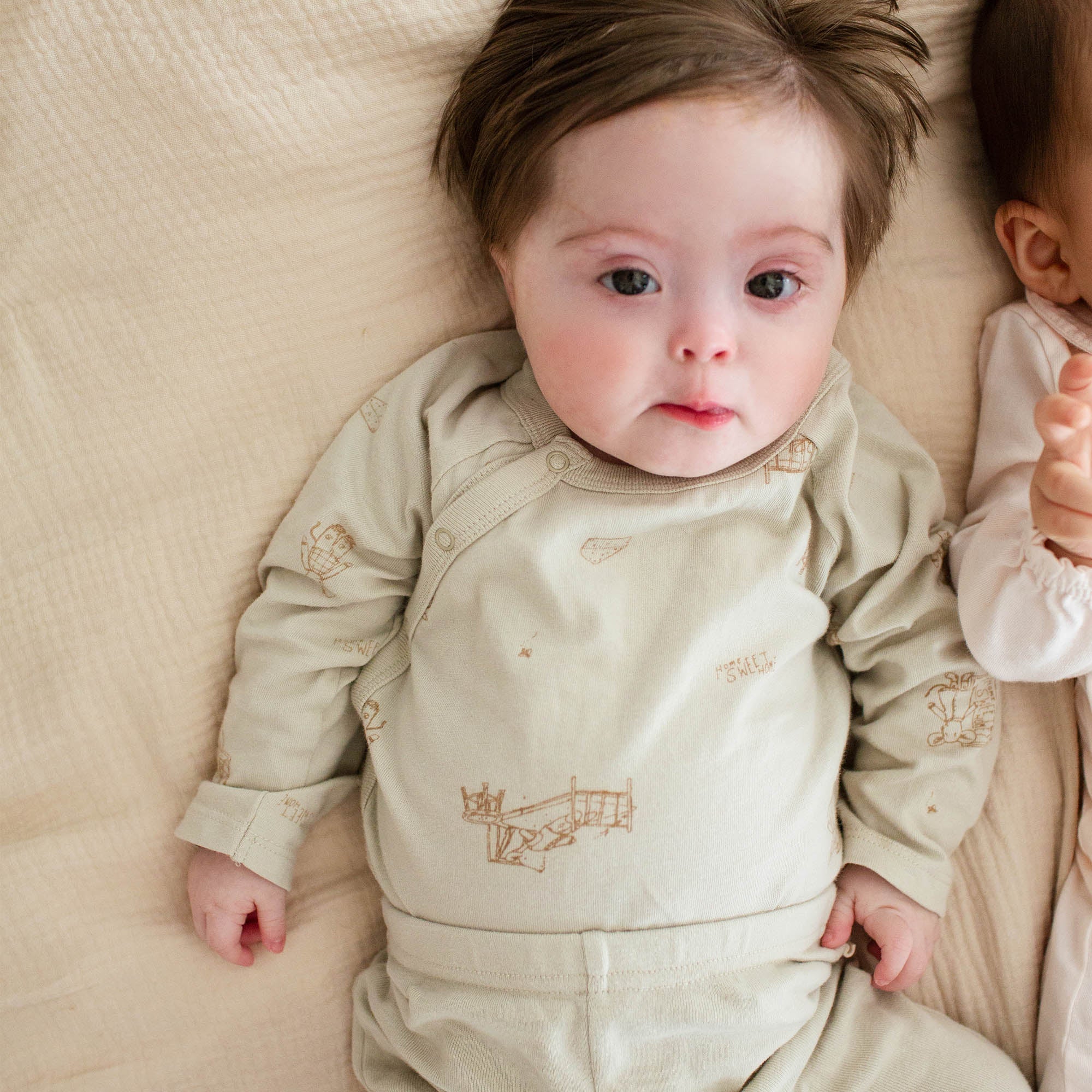  Mouse House 3 Piece Bodysuit & Pant Set、mySite、layawaytickets