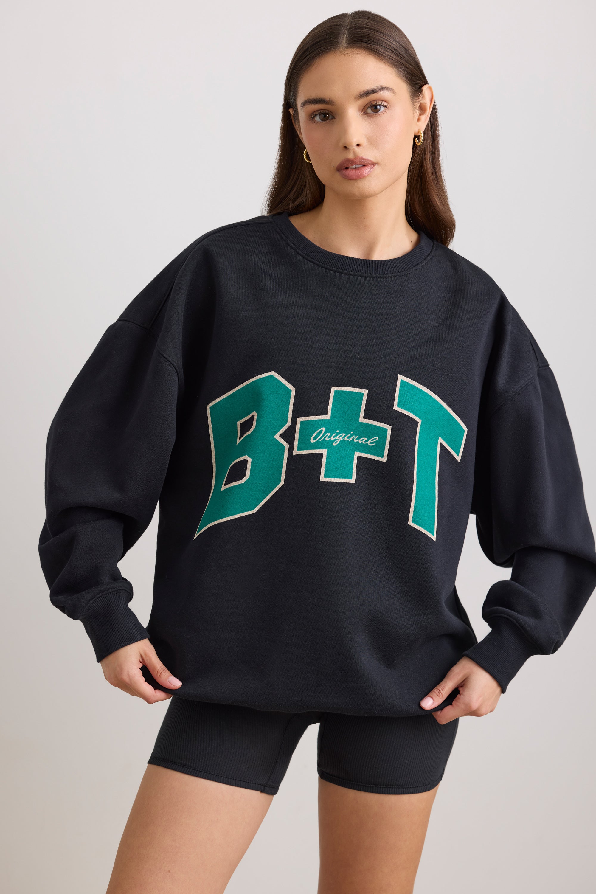 Oversized Crew Neck Sweatshirt in Black、mySite、solidvoid