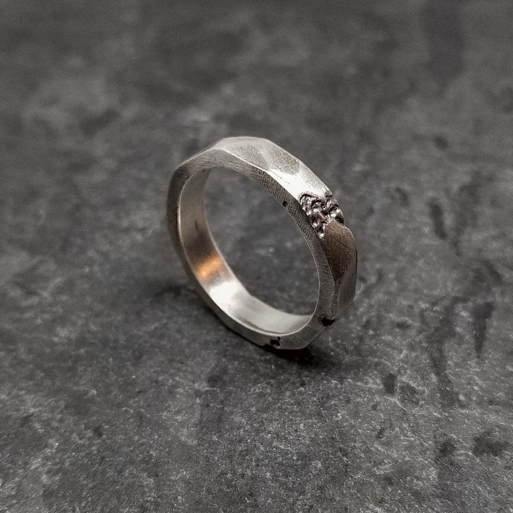  Faces Stacker Ring in Oxidized Silver、mySite、merchandisen