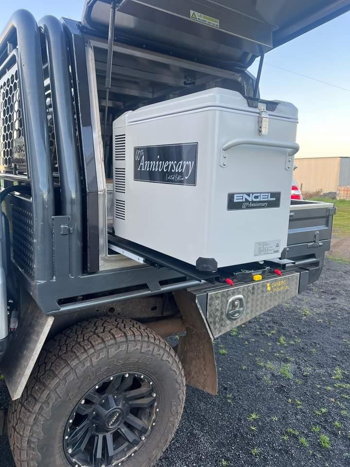 Engel Standard Low-Profile Front Pull Fridge Slide、mySite、noshort