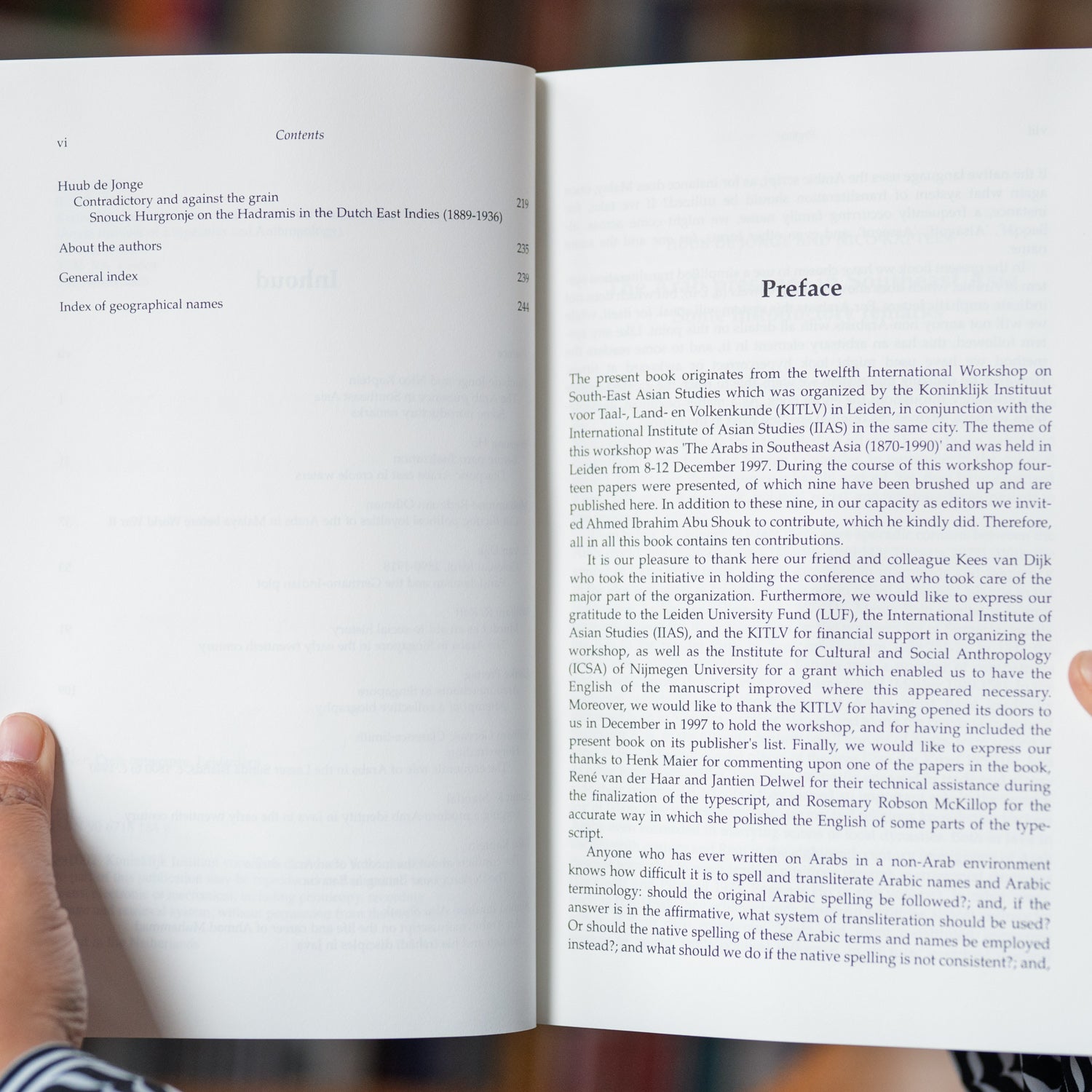 Transcending Borders: Arabs, Politics, Trade and Islam in Southeast Asia、mySite、topwebapps