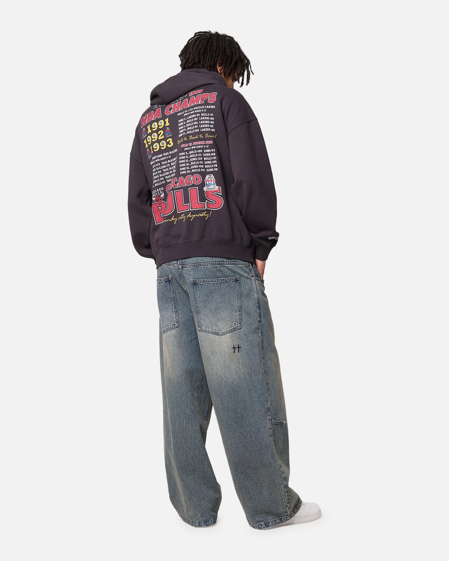 {product_title} - {shop_name}