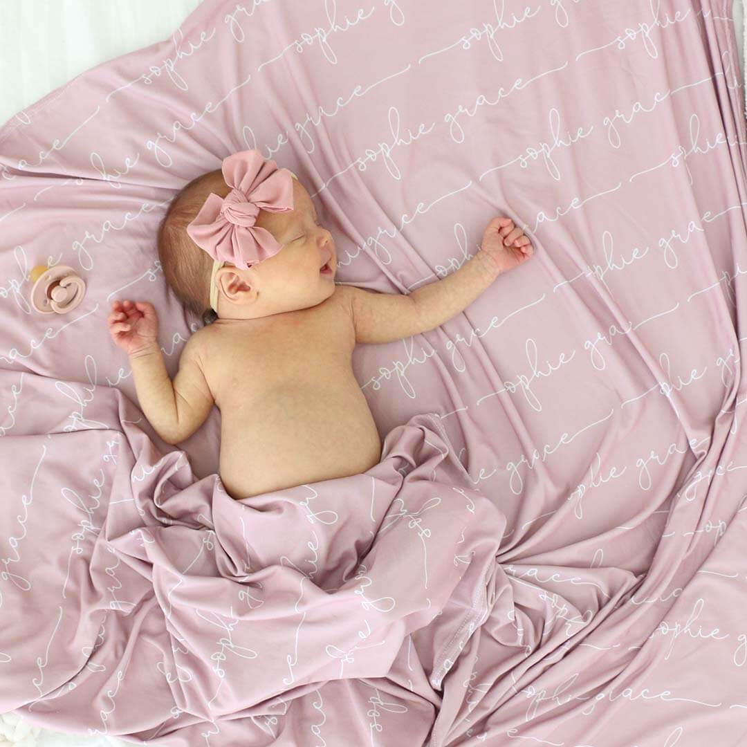  Personalized Mauve Baby Name Swaddle Blanket - Script、mySite、layawaytickets