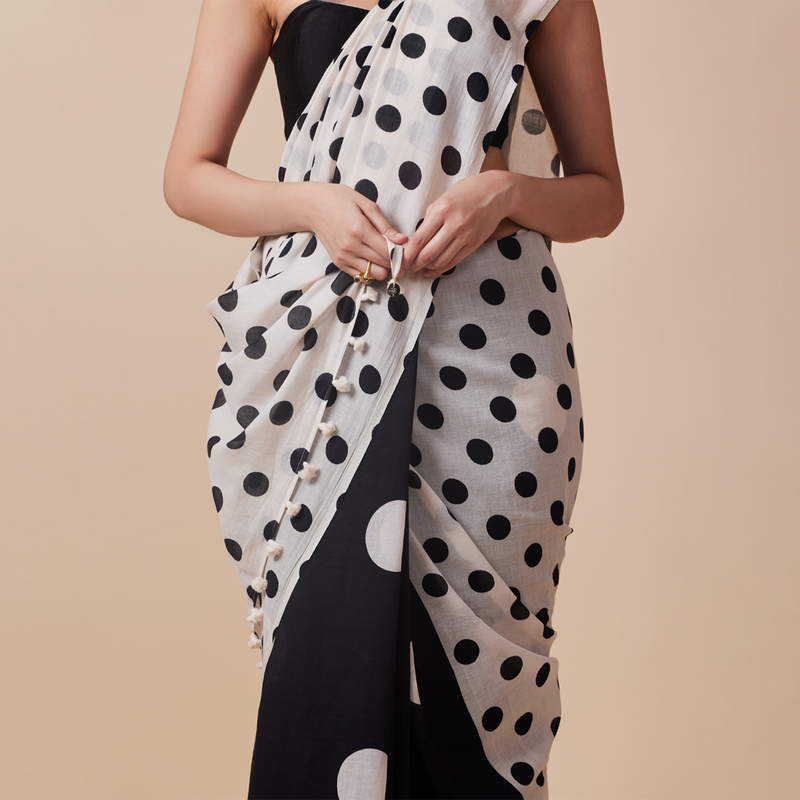 Linen Solid Saree with Blouse | Polka Dots | Ivory、mySite、camillekostekn