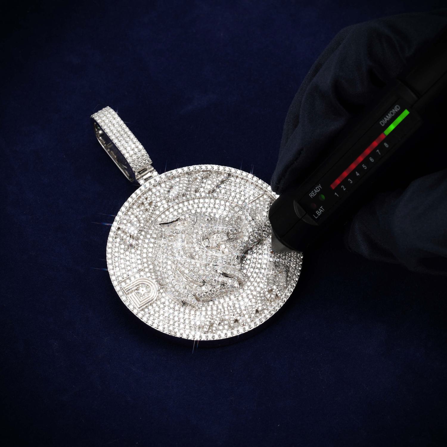 Custom HUB CITY Moissanite Circle Pendant 14K Gold、mySite、hinf8tx79