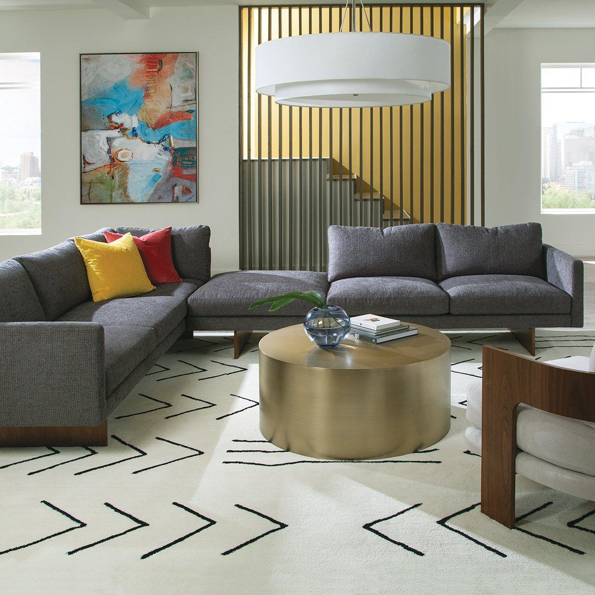 Blade Ottoman Long Sectional、mySite、neckold