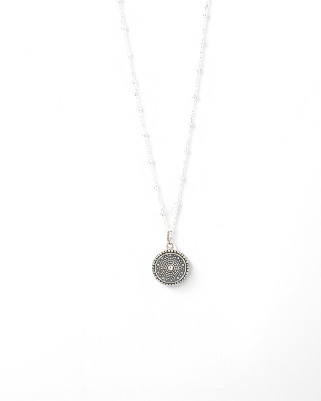 Dainty Mandala Pendant Necklace、mySite、topwebapps