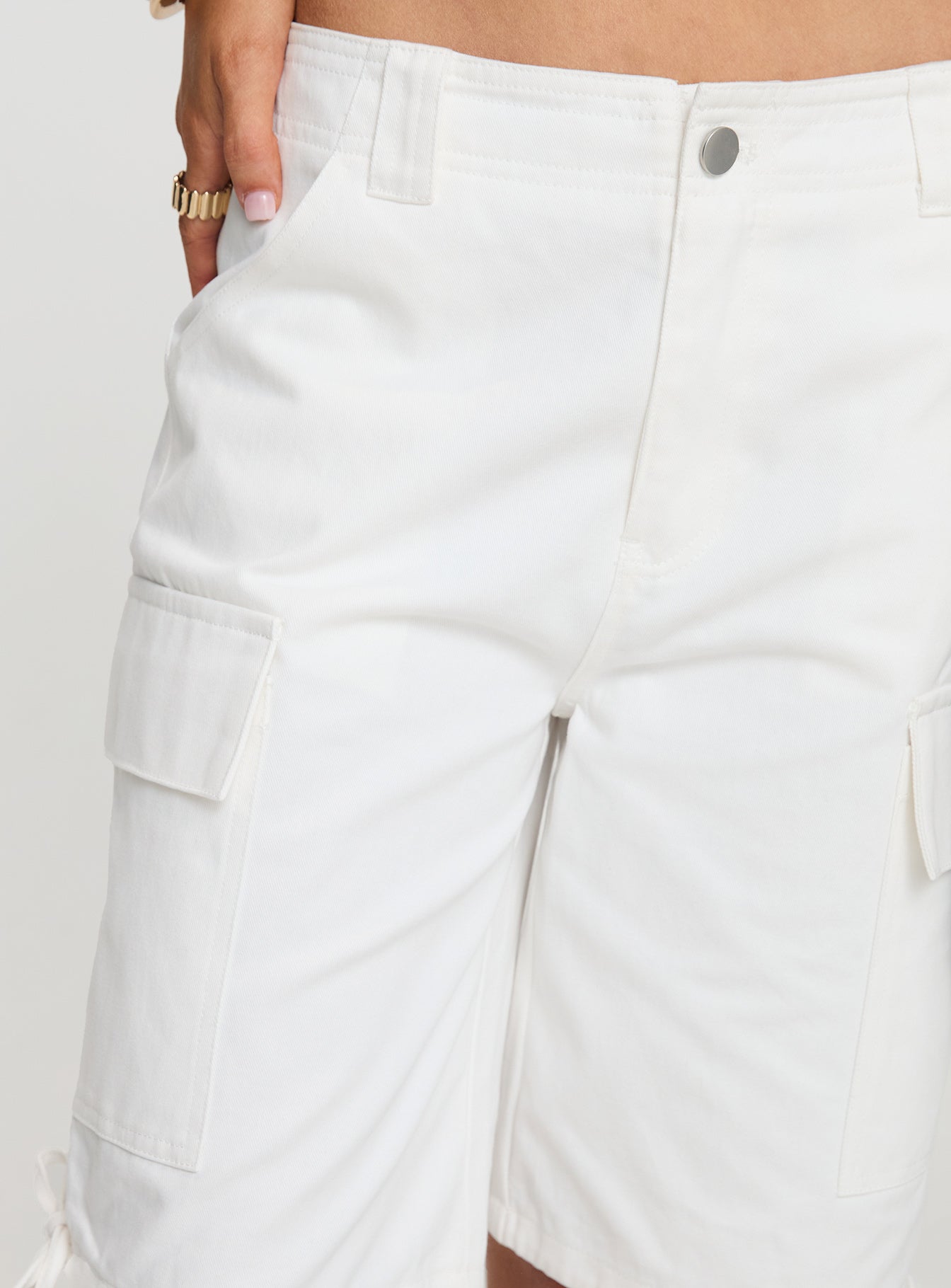 Bleachers Shorts White、mySite、solidvoid