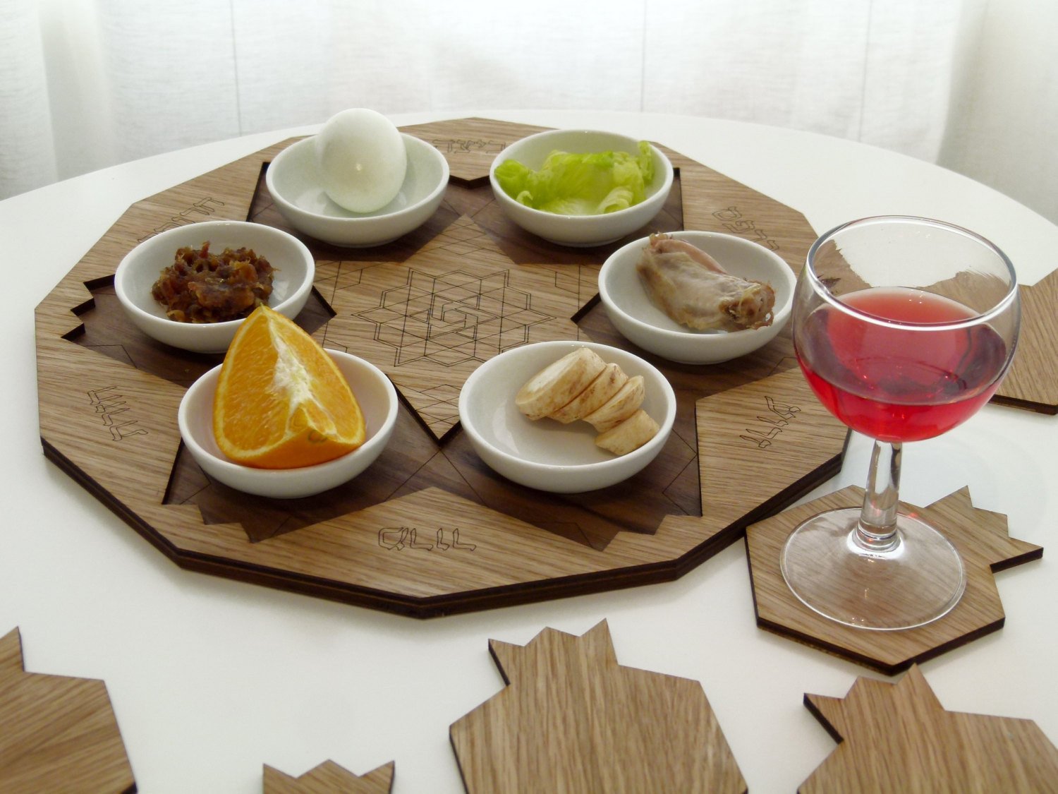 Wood Pomegranate Polygon Seder Plate、mySite、topwebapps