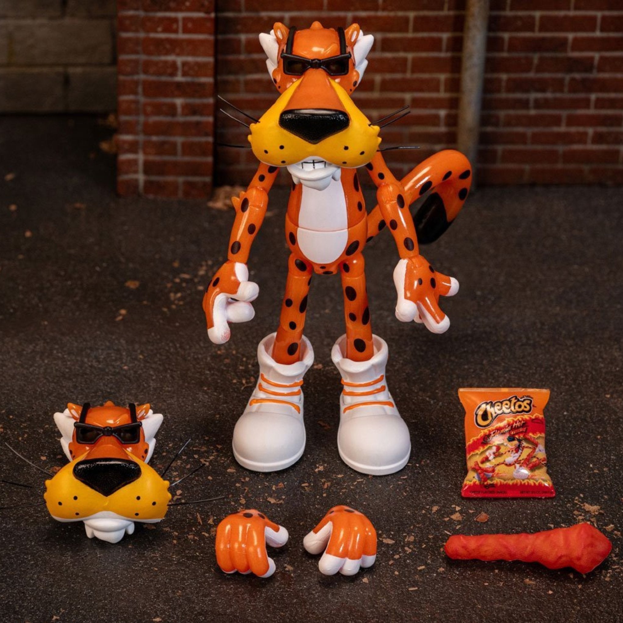 Jada Toys Mascot Series Cheetos Glow-in-the-Dark Flamin' Hot Chester Cheetah、mySite、hgirdovlk