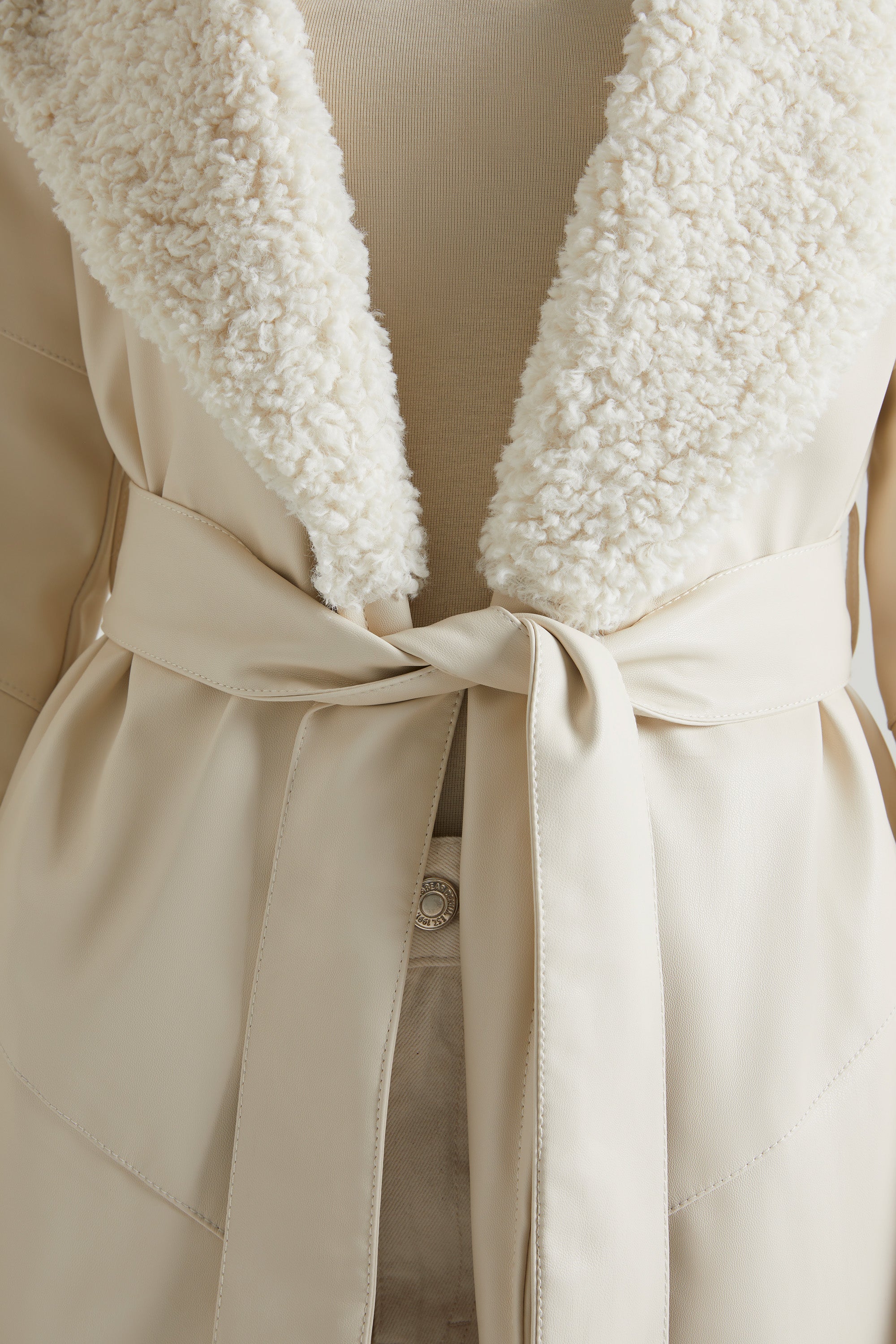 Tie Up Coat with Shearling Collar and Cuffs in Cream、mySite、solidvoid