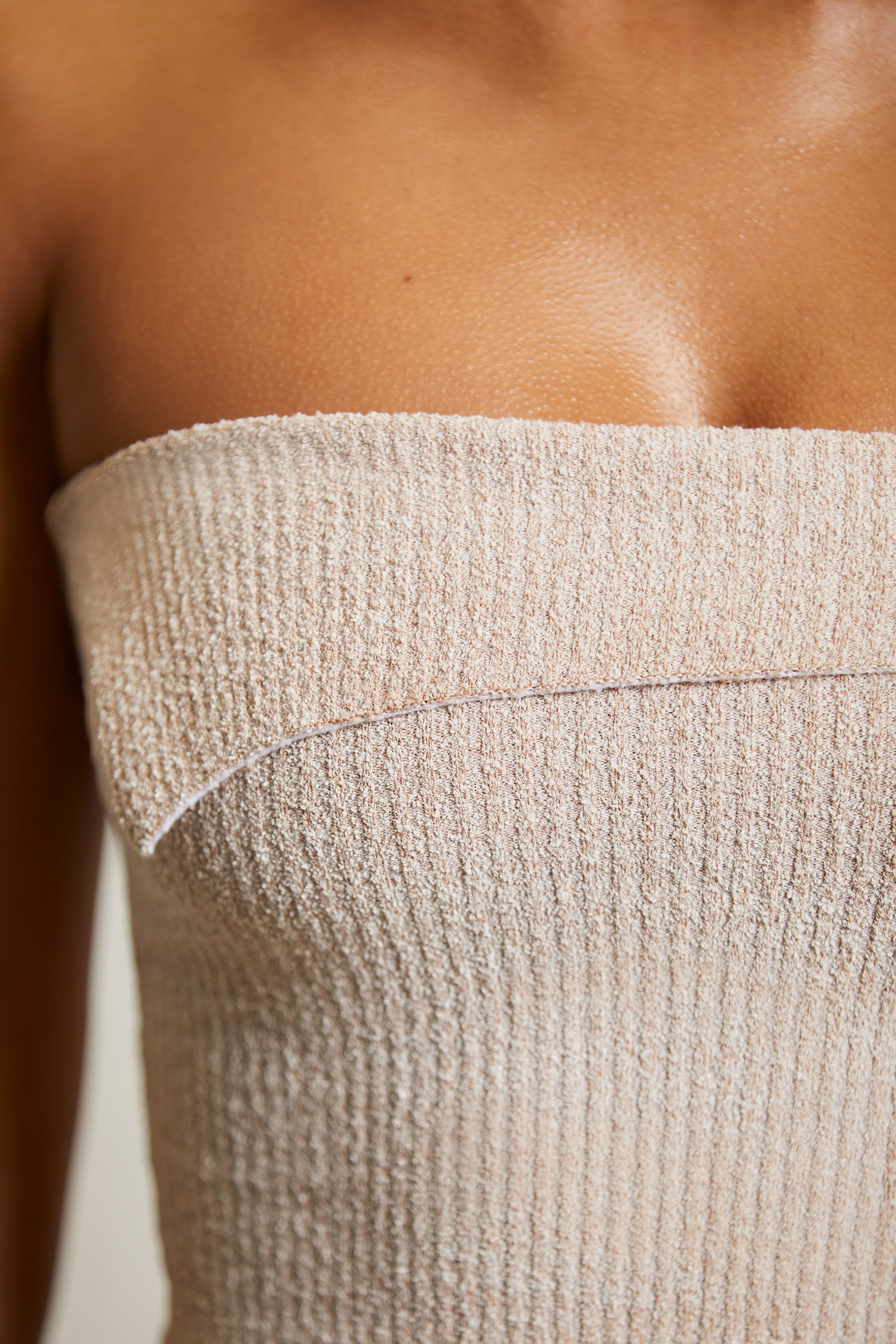 Overlap Bandeau Crop Top in Beige、mySite、solidvoid