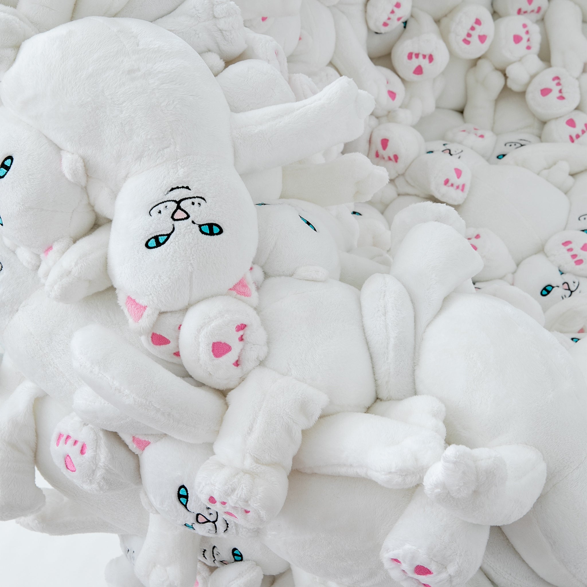  Nerm Plush Chair、mySite、merchandisen