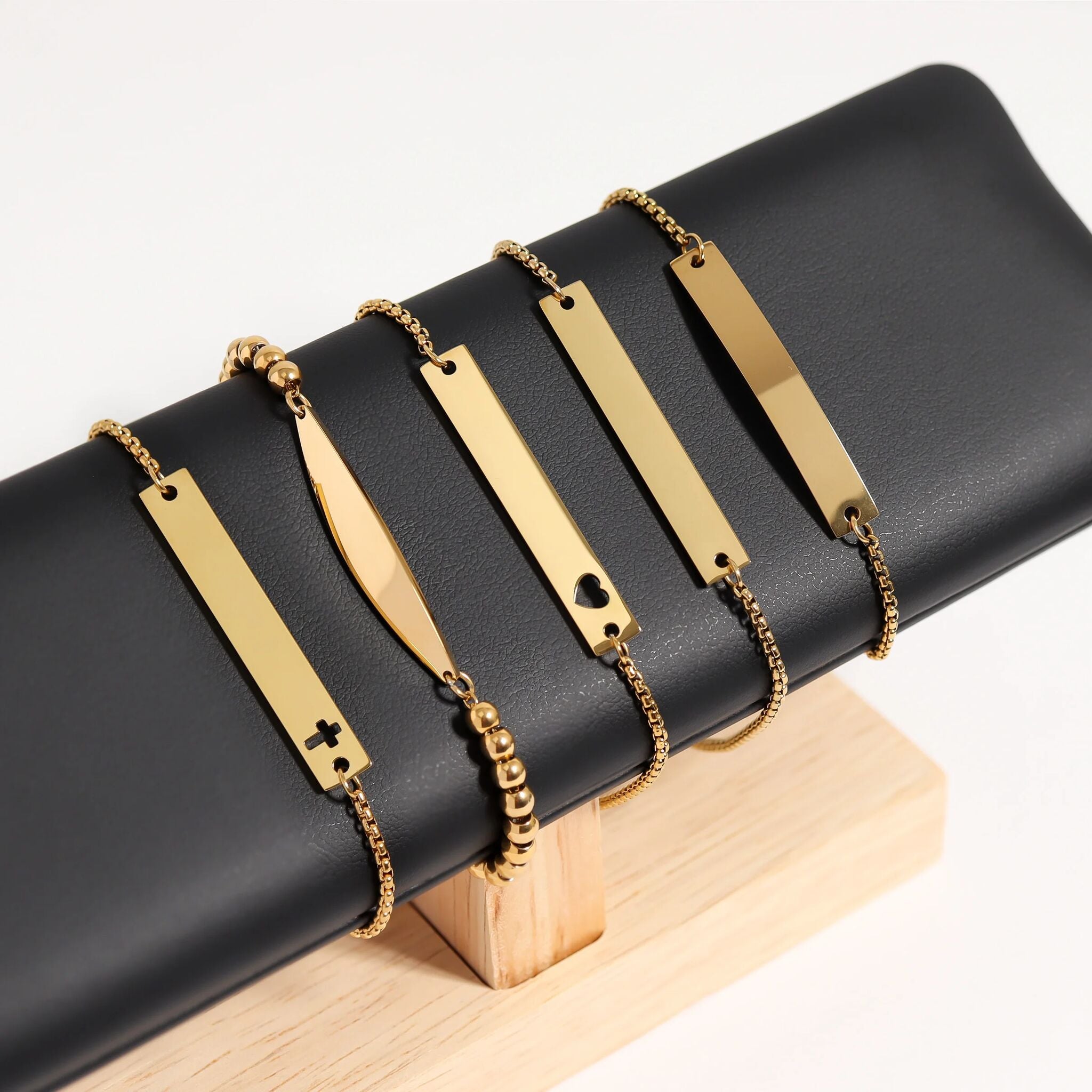 18K Gold PVD Stainless Steel Adjustable Beaded Curved Blank Bar Bracelet / SBB0272、mySite、dreamappss