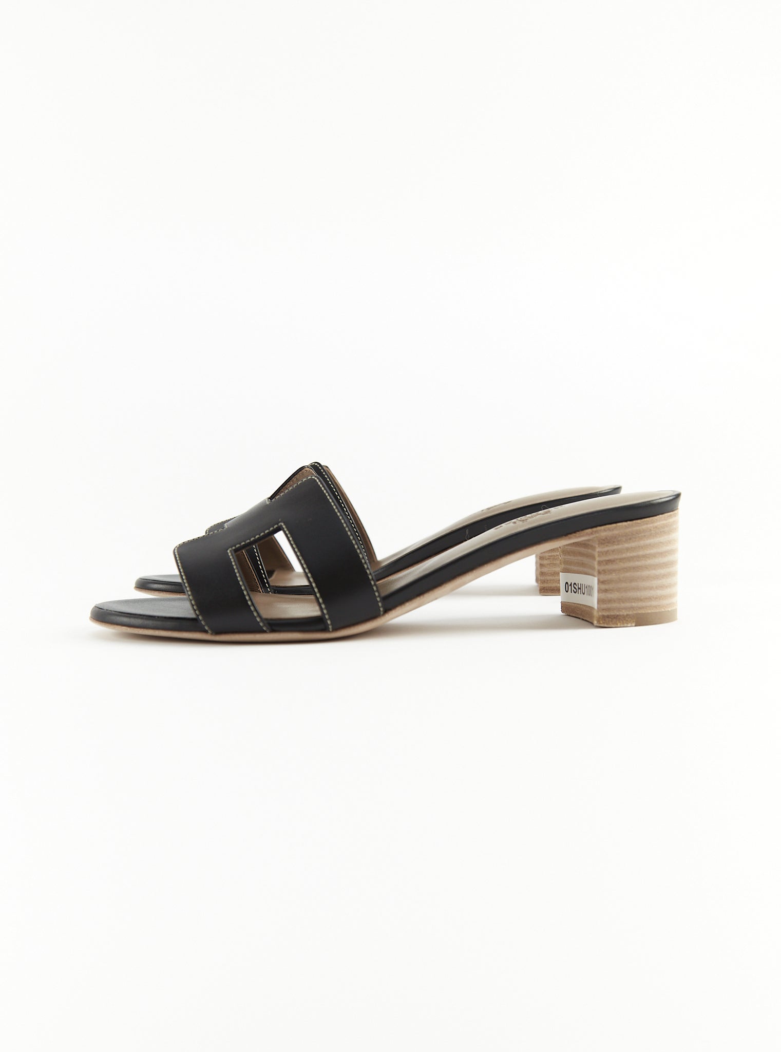 Hermès Oasis Leather Sandals (Black)、mySite、garminoutage.com