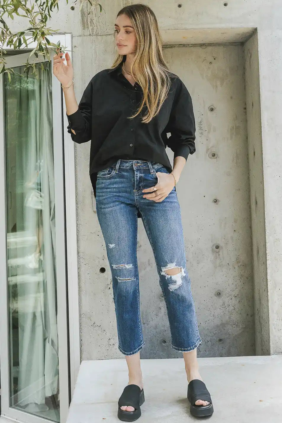 {product_title} - {shop_name}