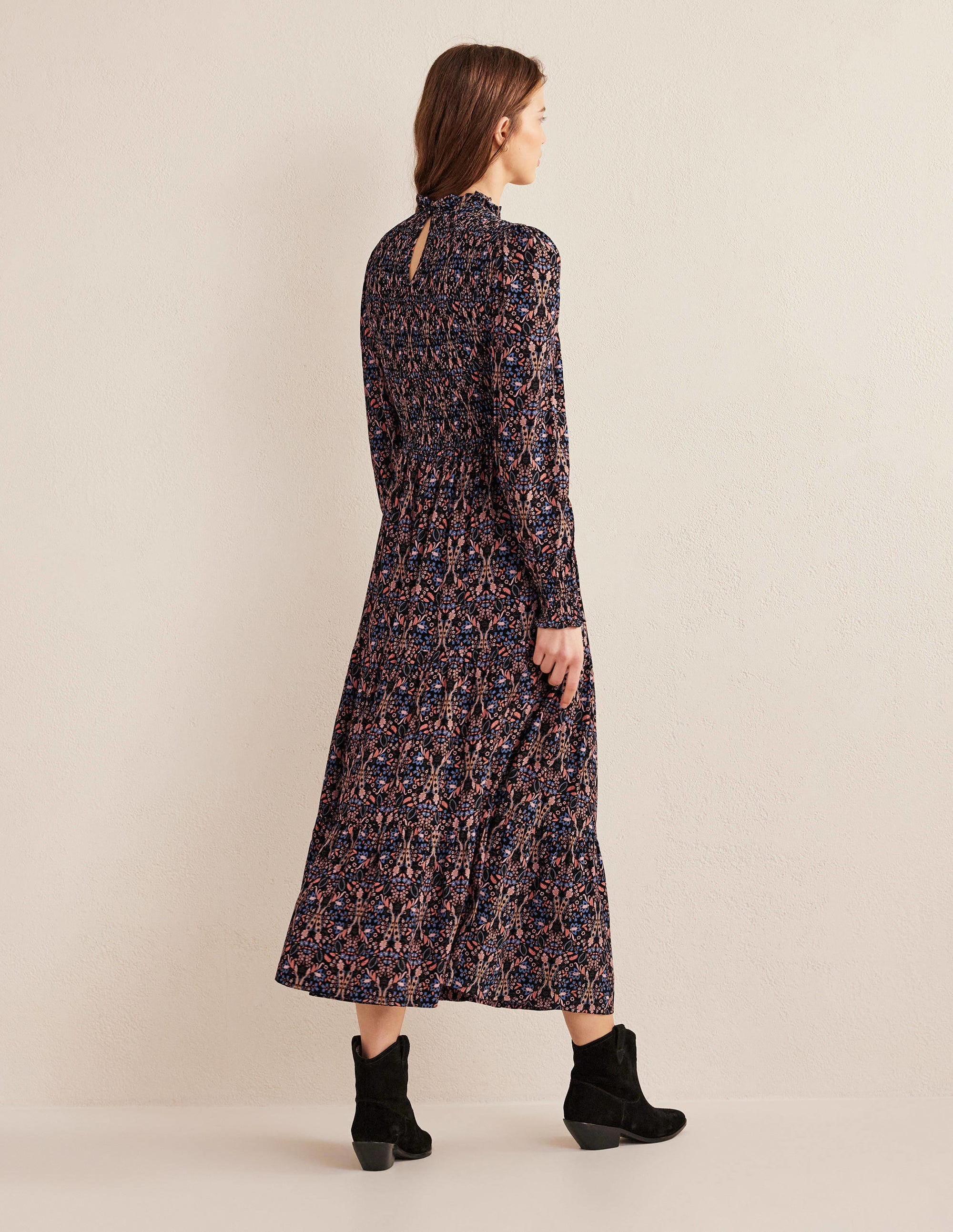  Smocked Tiered Midi Dress-Black, Exotic Foliage、mySite、ashleygrahame