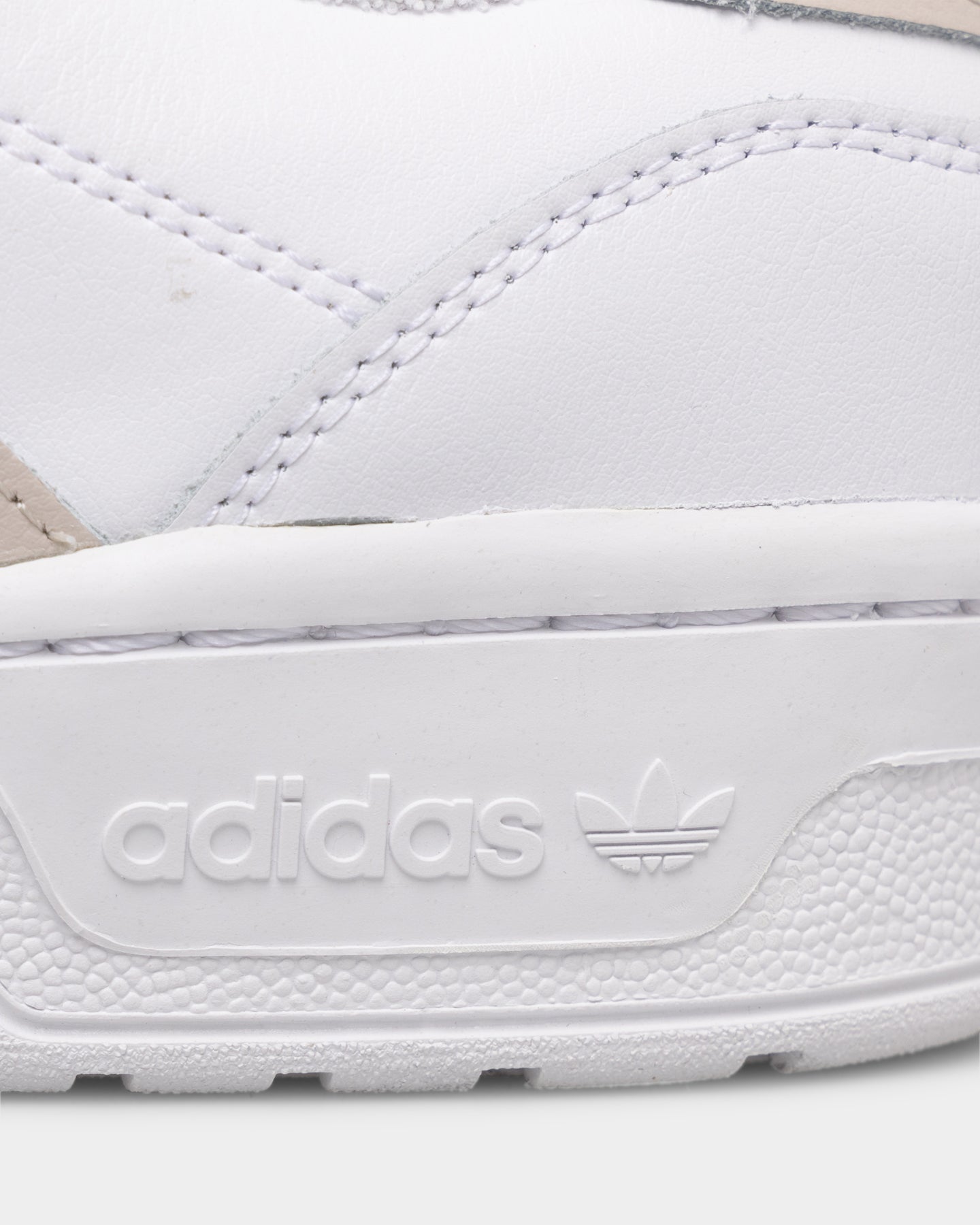 Adidas Women's Rivalry Low Footwear White/Wonder Beige、mySite、zt4zffjzw