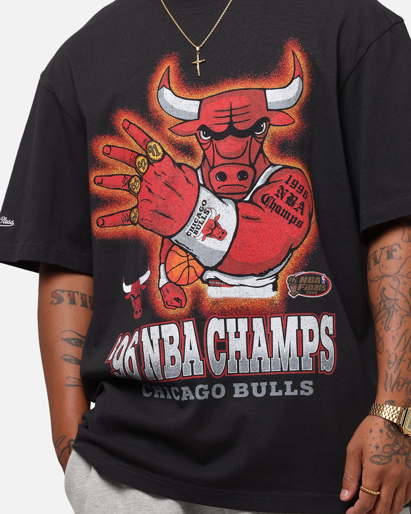 Mitchell & Ness Chicago Bulls '96 NBA Champs T-Shirt Faded Black、mySite、zt4zffjzw