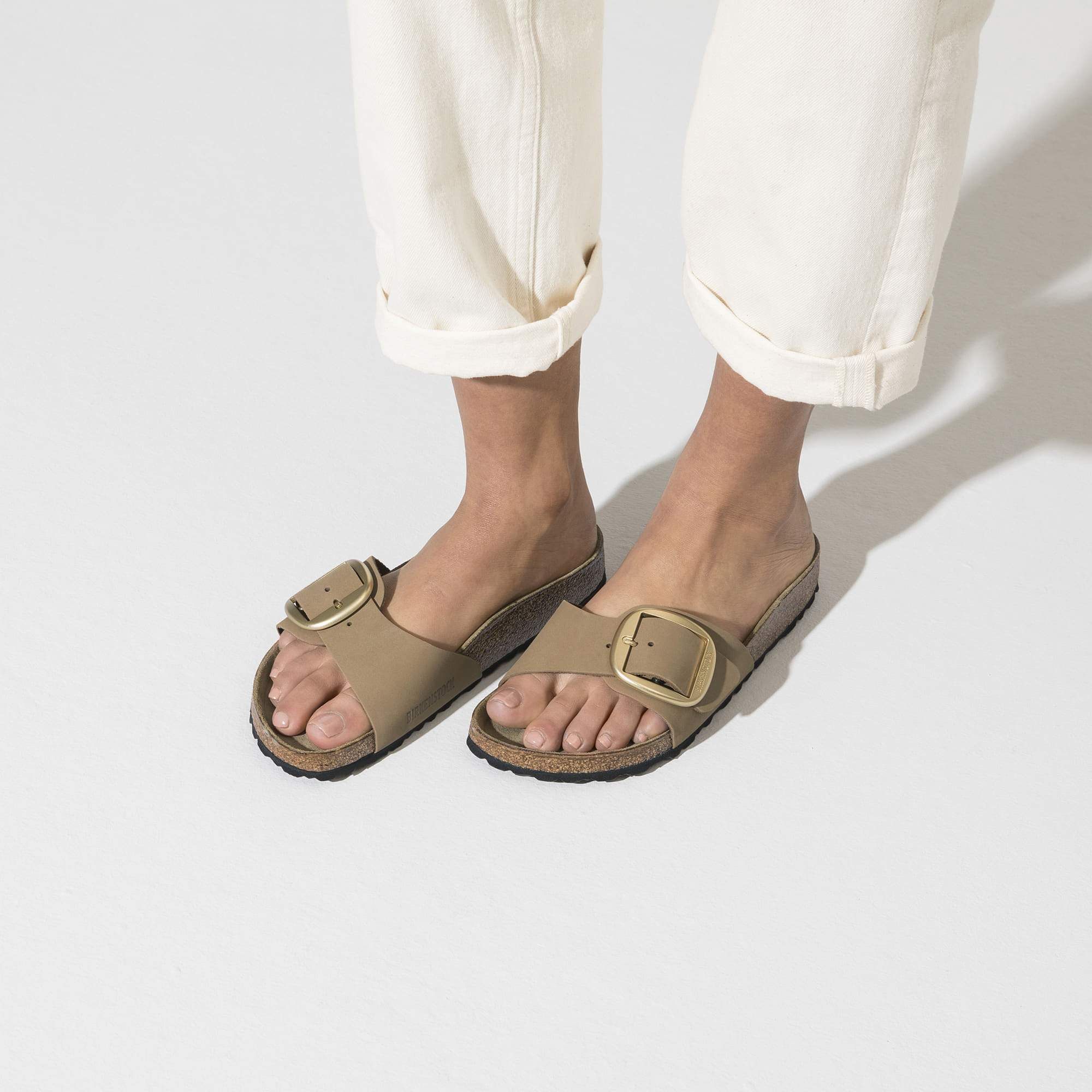 Madrid Big Buckle Nubuck Leather、mySite、gtrtttuynbv