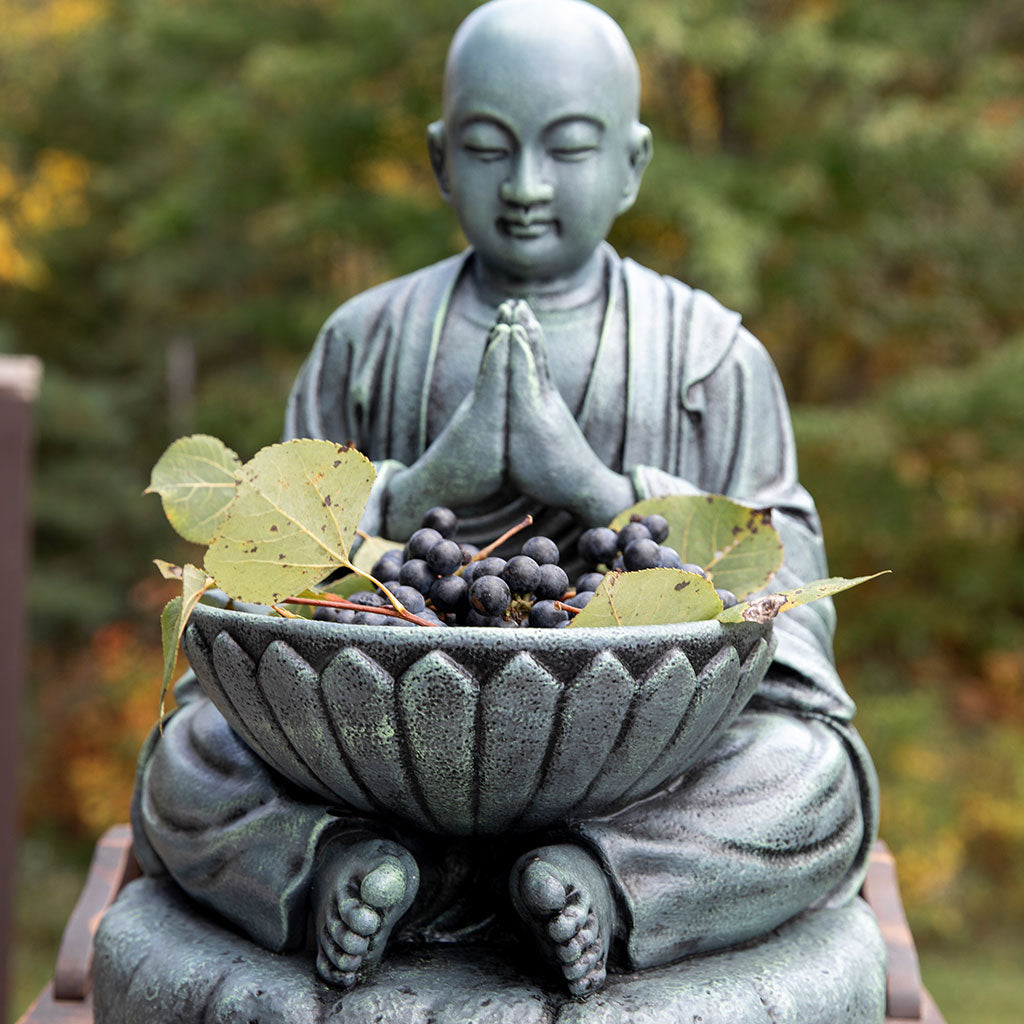 Buddhist Garden Statue: Monk with Bowl、mySite、topwebapps