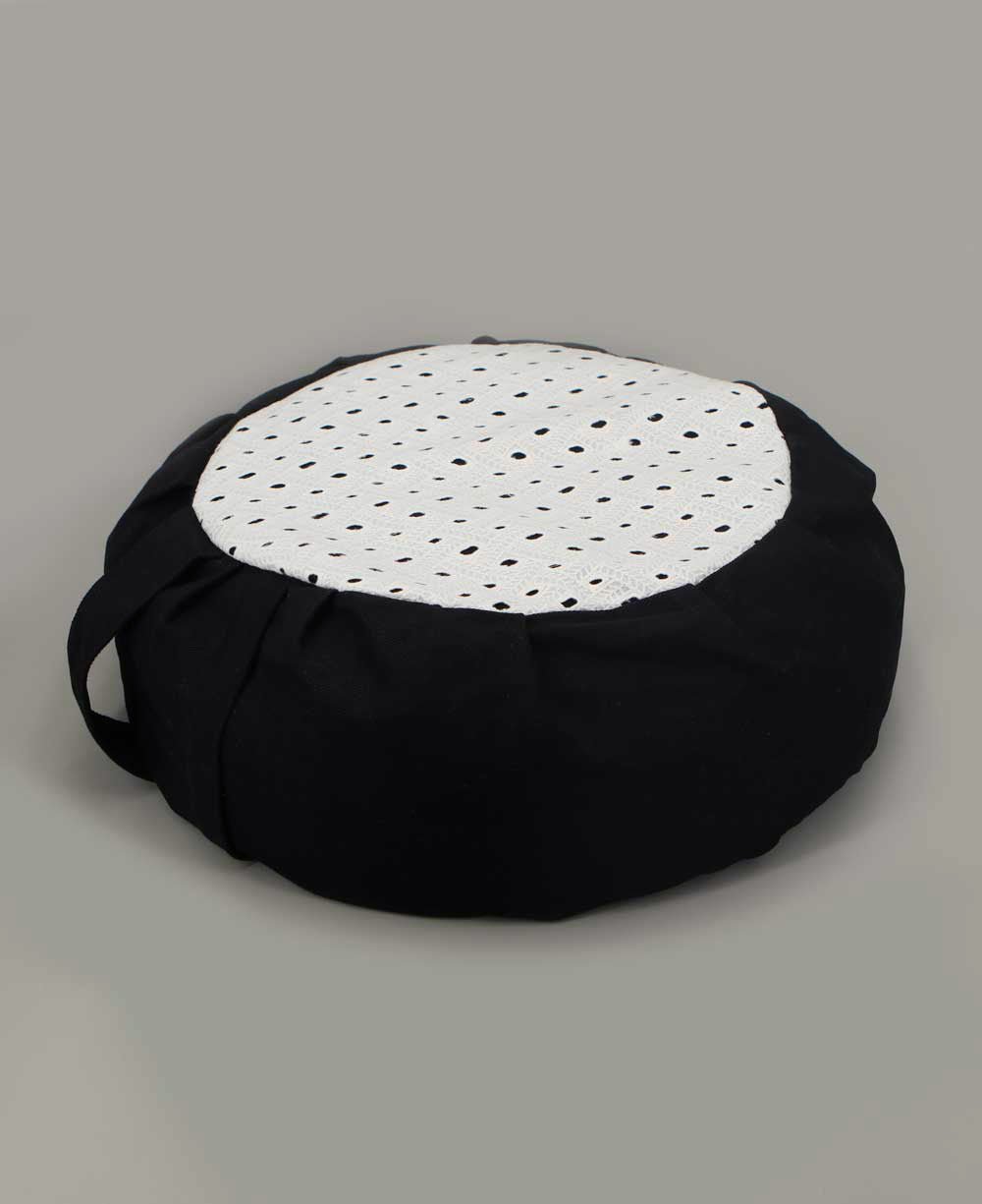 White Eyelet with Black Base Zafu Meditation Cushion、mySite、topwebapps