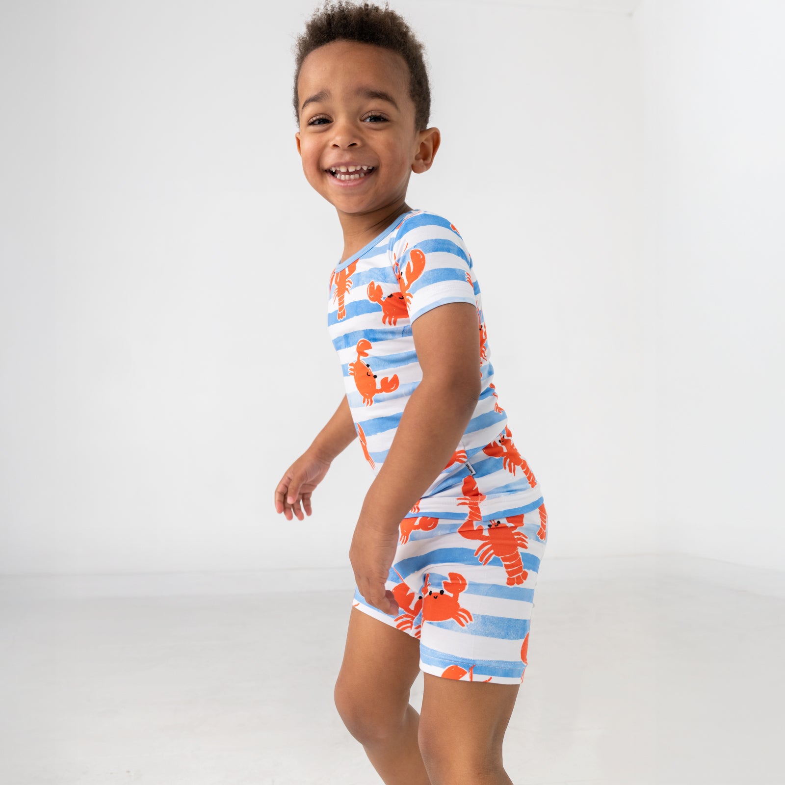 Crustacean Crew Two-Piece Short Sleeve & Shorts Pajama Set、mySite、g9winljtr