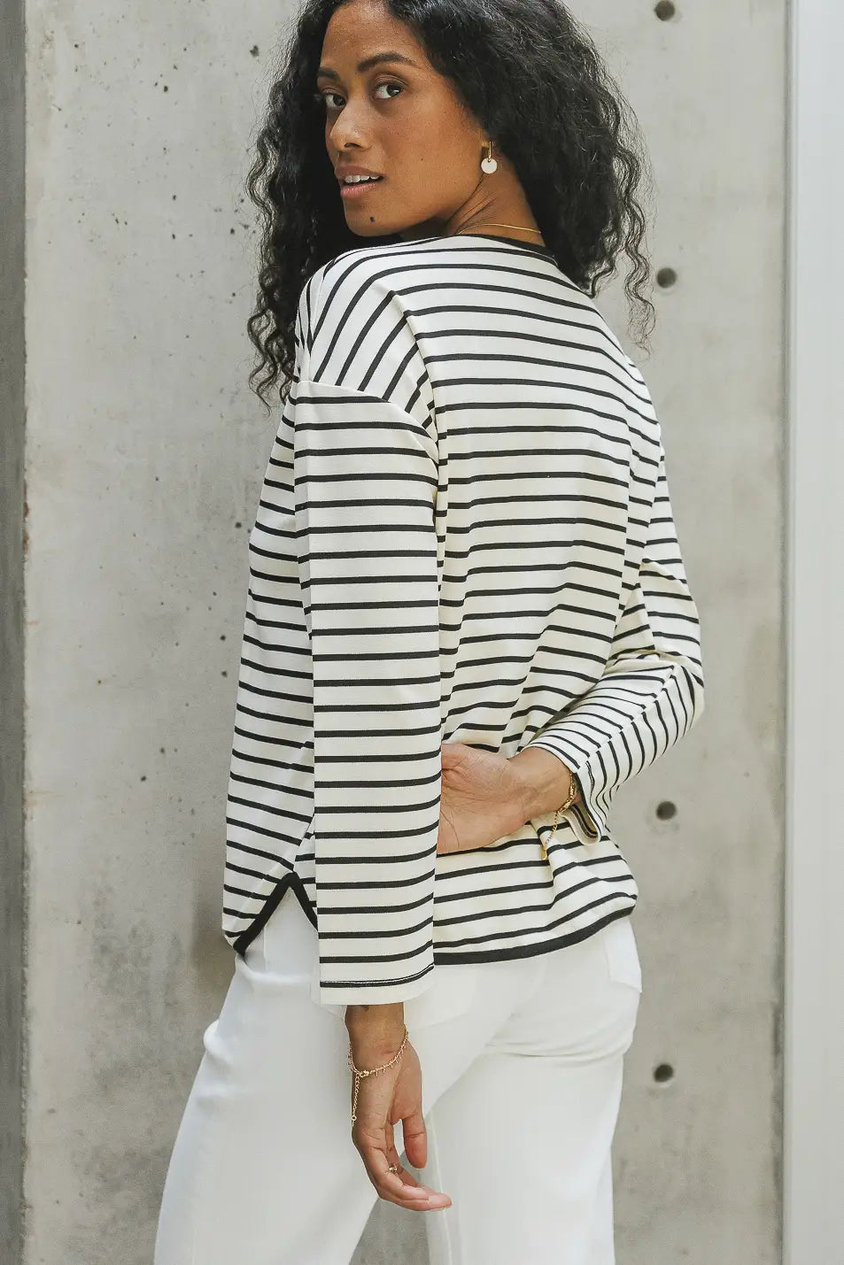 {product_title} - {shop_name}