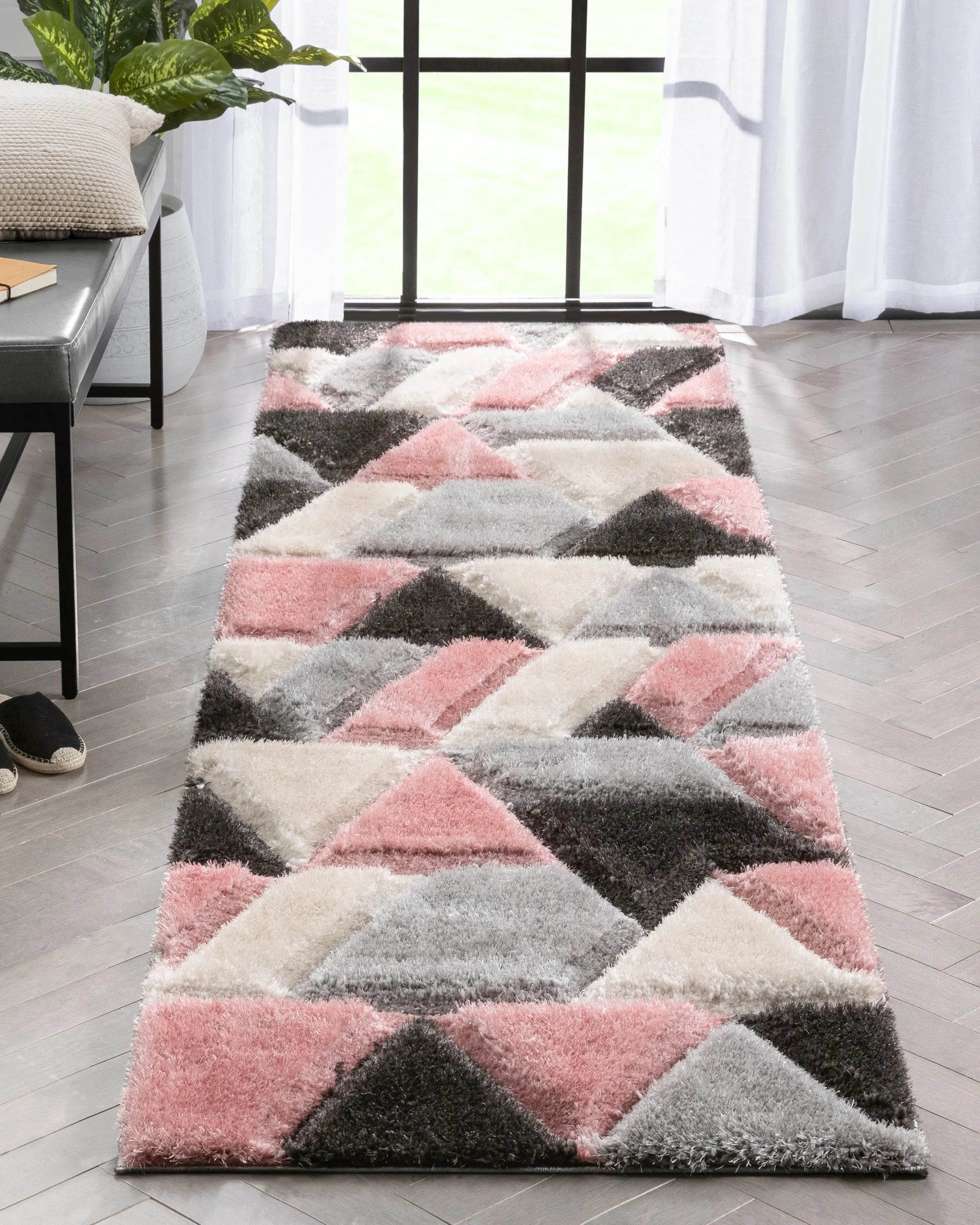 Holland Modern Geometric Blush 3D Textured Thick & Soft Shag Rug、mySite、gigharbornorthrealestate