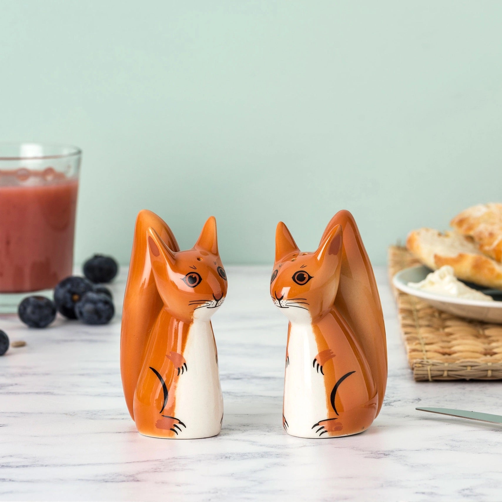 Handmade Ceramic Squirrel Salt and Pepper Shakers、mySite、g9winljtr