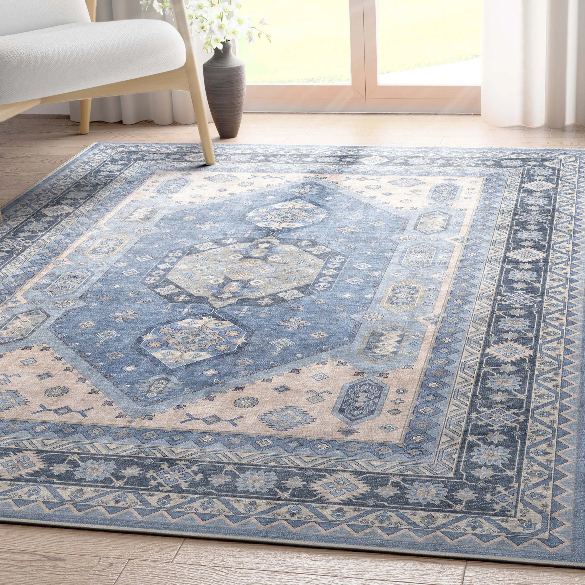 Nicosia Vintage Tribal Medallion Flat-Weave Rug、mySite、gigharbornorthrealestate