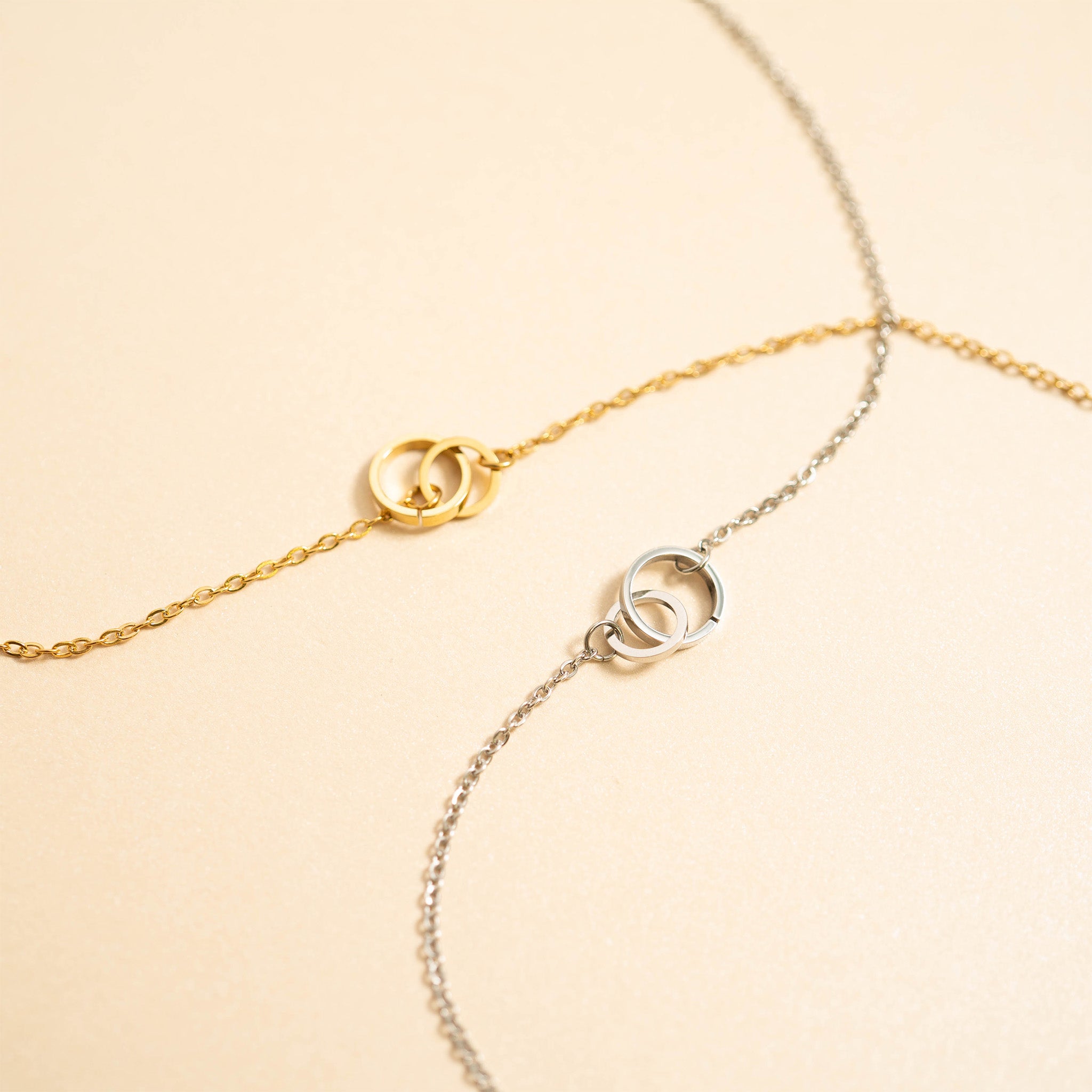 18K Gold PVD Stainless Steel Intertwined Rings Necklace / CHN0078、mySite、dreamappss