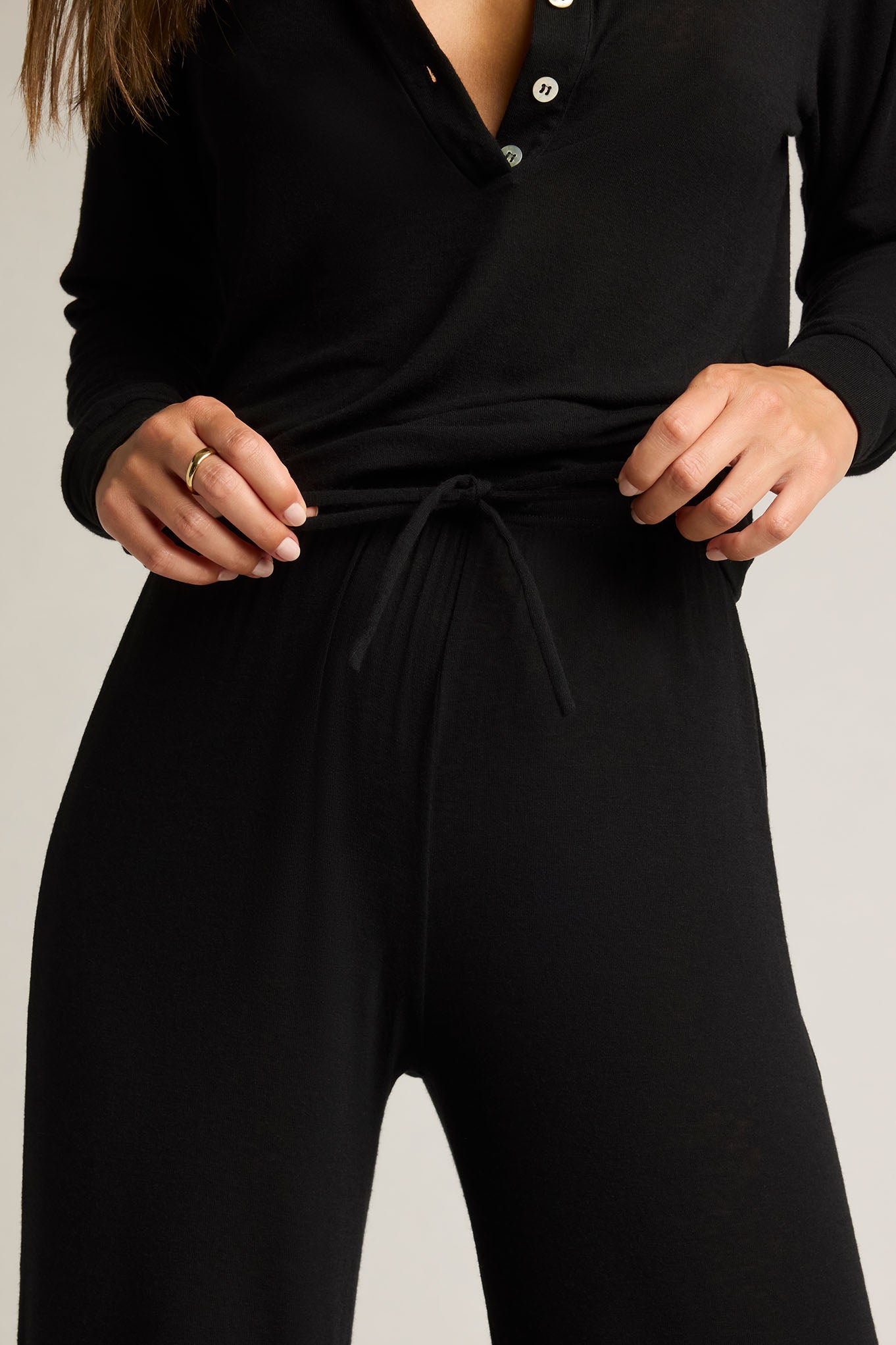 Fino Cashmere Track Pant in Black、mySite、bengalsvssteelers