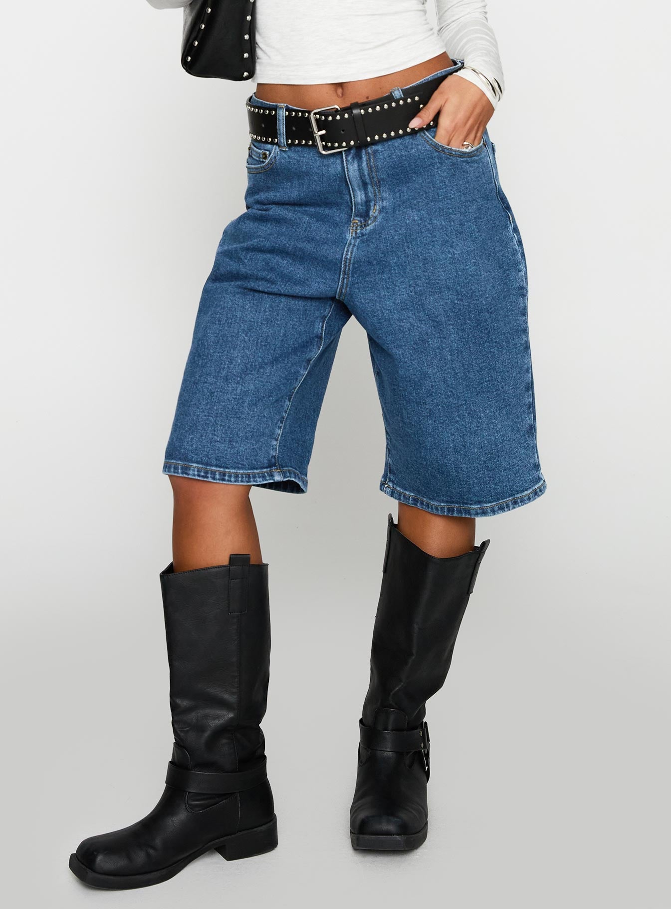 Retro Dream Mid Rise Longline Denim Shorts Mid Wash、mySite、solidvoid