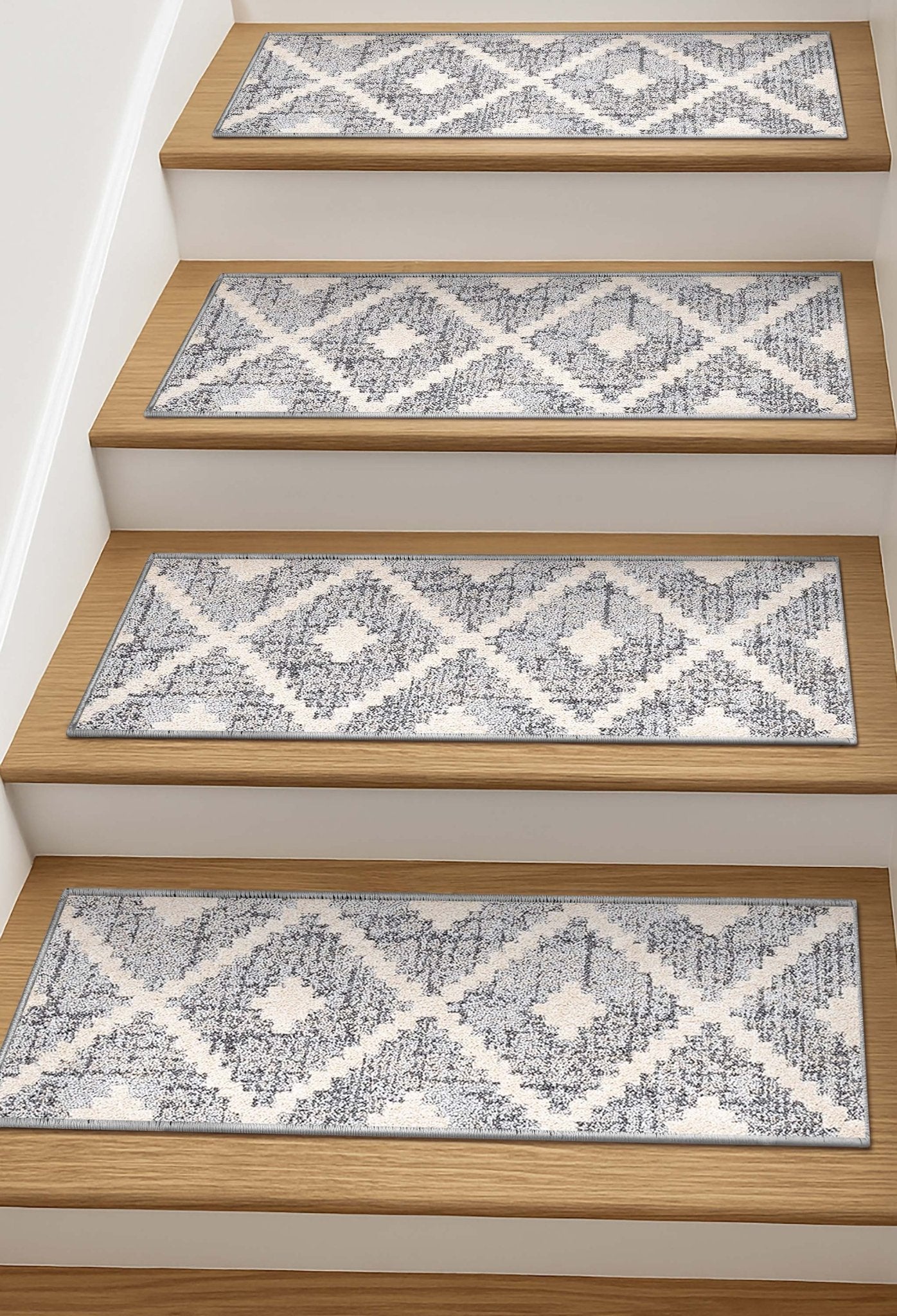 Ailey Grey Stair Tread Rugs、mySite、gigharbornorthrealestate