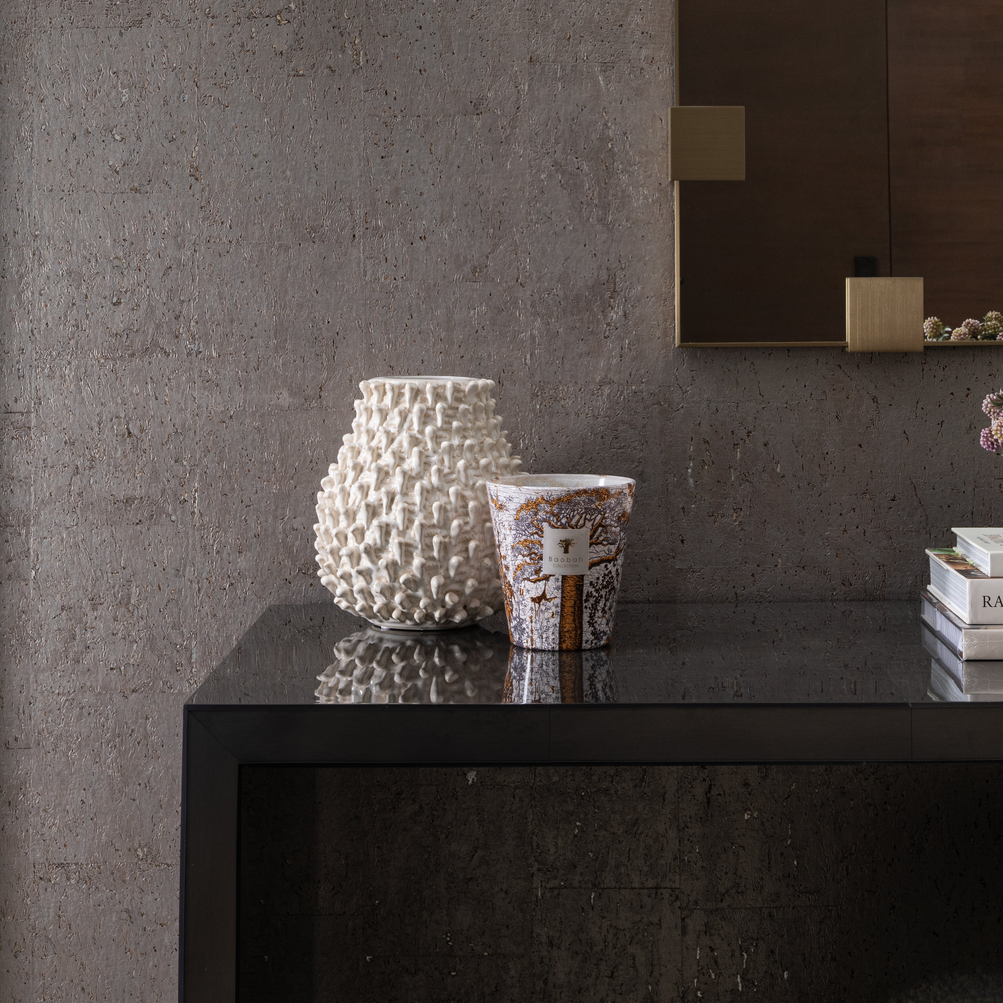  Embossed Stoneware Formed Vase、mySite、elrpsem3k